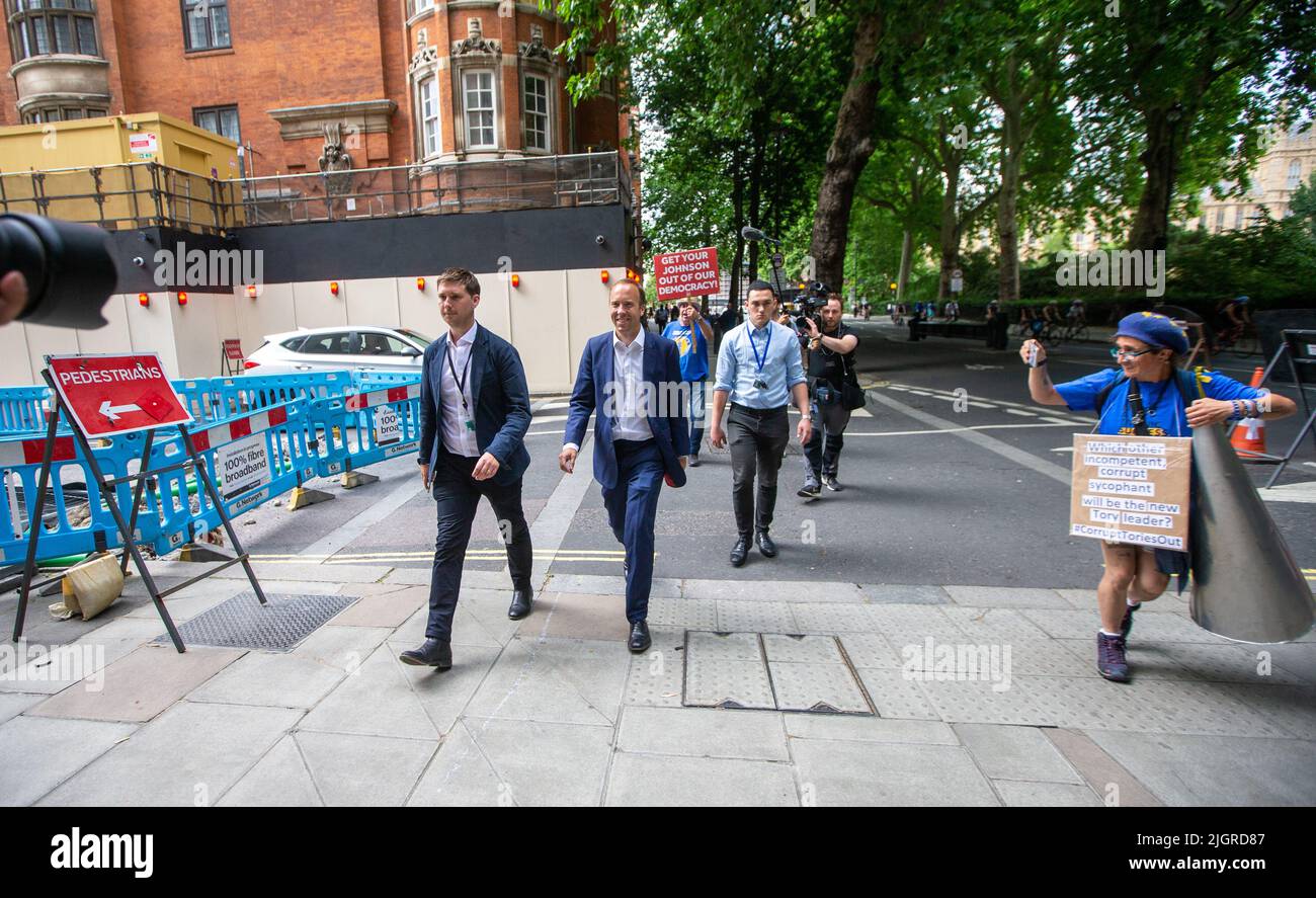 Londra, Inghilterra, Regno Unito. 12th luglio 2022. L'ex Segretario alla Salute MATT HANCOCK arriva allo studio radiofonico prima di comparire su Tonight con Andrew Marr show, (Credit Image: © Tayfun Salci/ZUMA Press Wire) Foto Stock