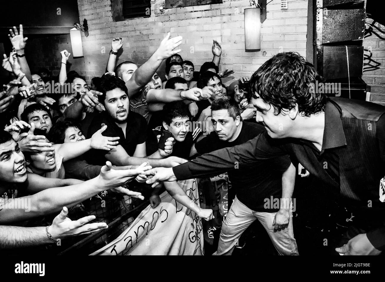 Los Gardelitos - la rock band in uno spettacolo dal vivo in Argentina Foto Stock