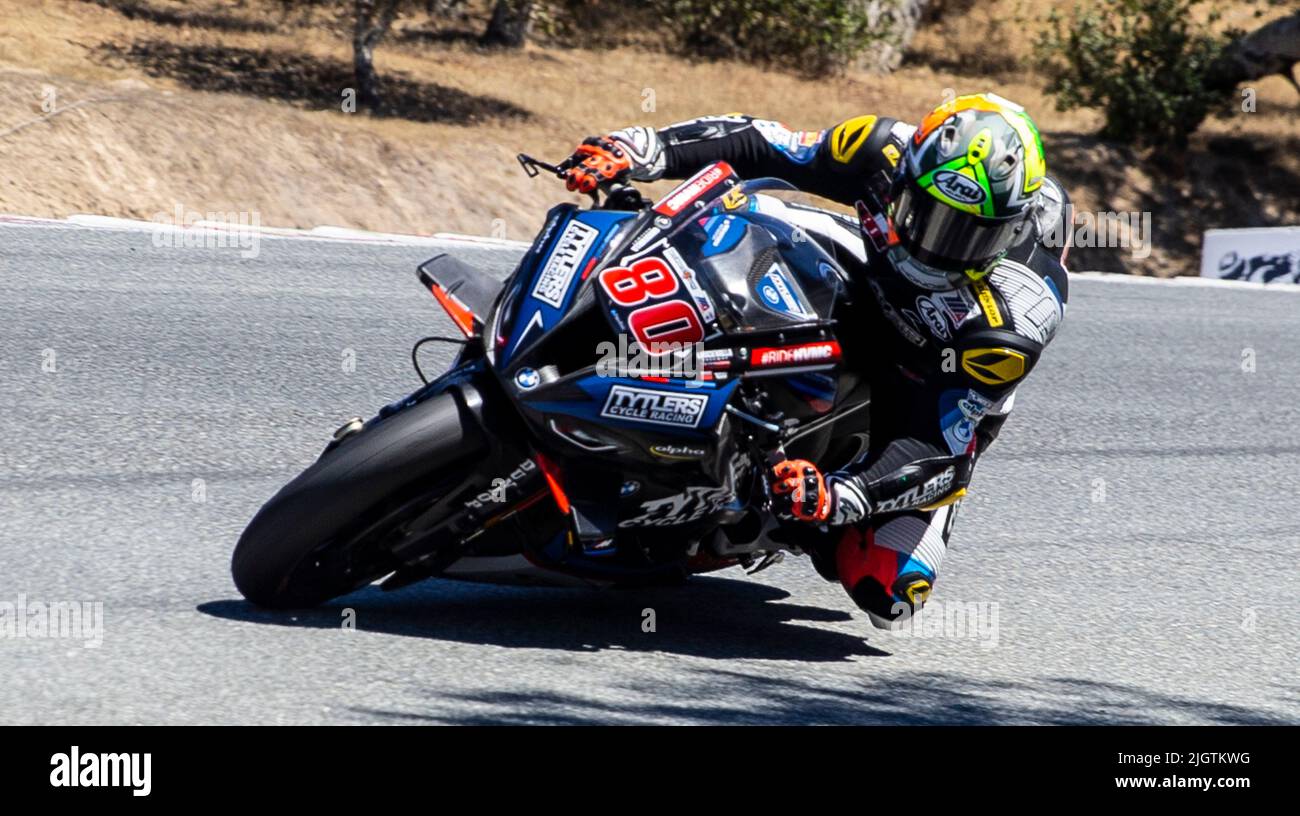 Monterey, California, Stati Uniti. 10th luglio 2022. A Hector Barbera(80)in arrivo a turno 9 durante la gara Geico MotoAmerica Superbike 2 a Weathertech Laguna Seca Monterey, CA Thurman James/CSM/Alamy Live News Foto Stock