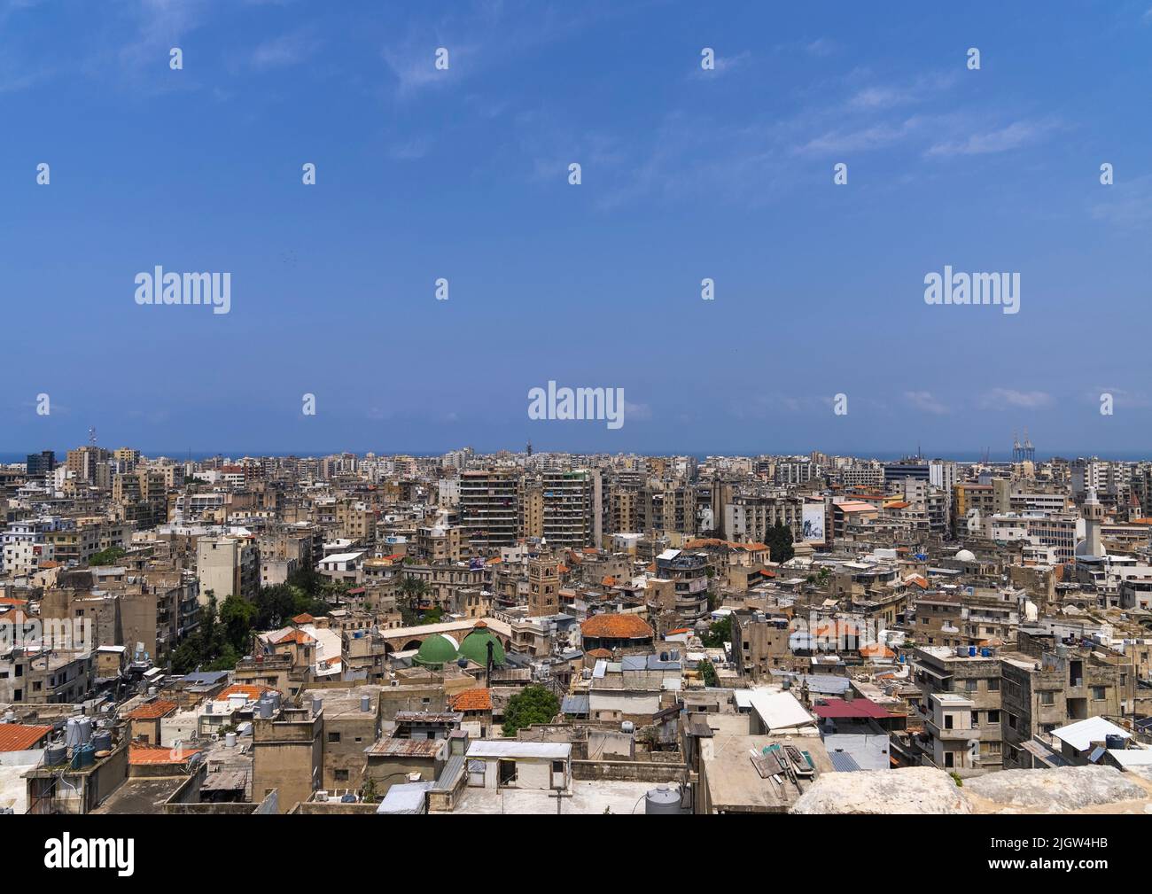 Paesaggio visto dalla cittadella di Raymond de Saint Gilles, governatorato del Nord, Tripoli, Libano Foto Stock