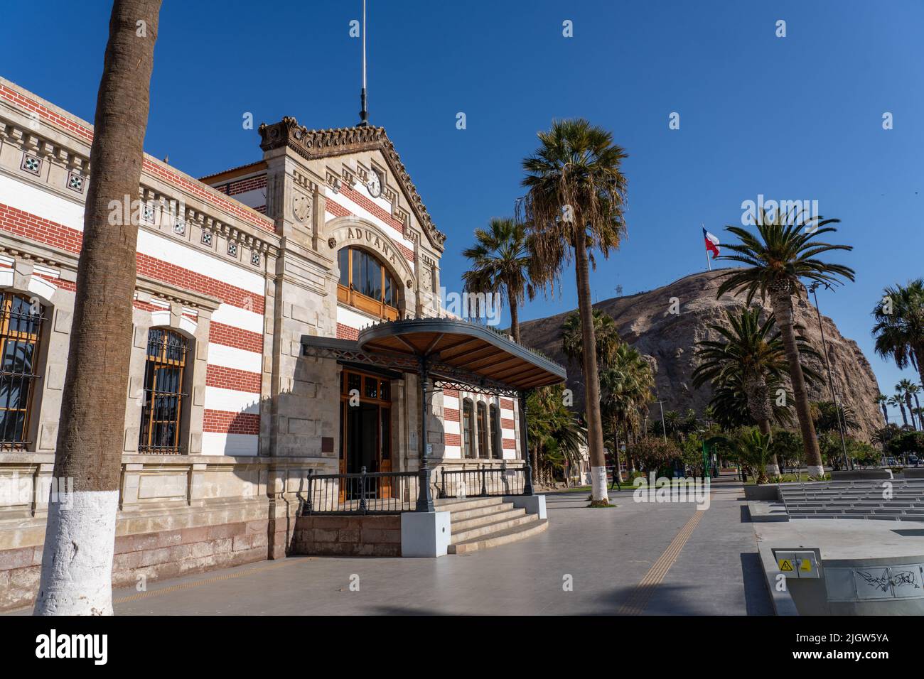 La Casa della Cultura di Arica, precedentemente la Casa personalizzata di Arica. Costruito dai laboratori di Gustave Eiffel nel 1874. Arica, Cile. L'edificio era prefabbricato Foto Stock