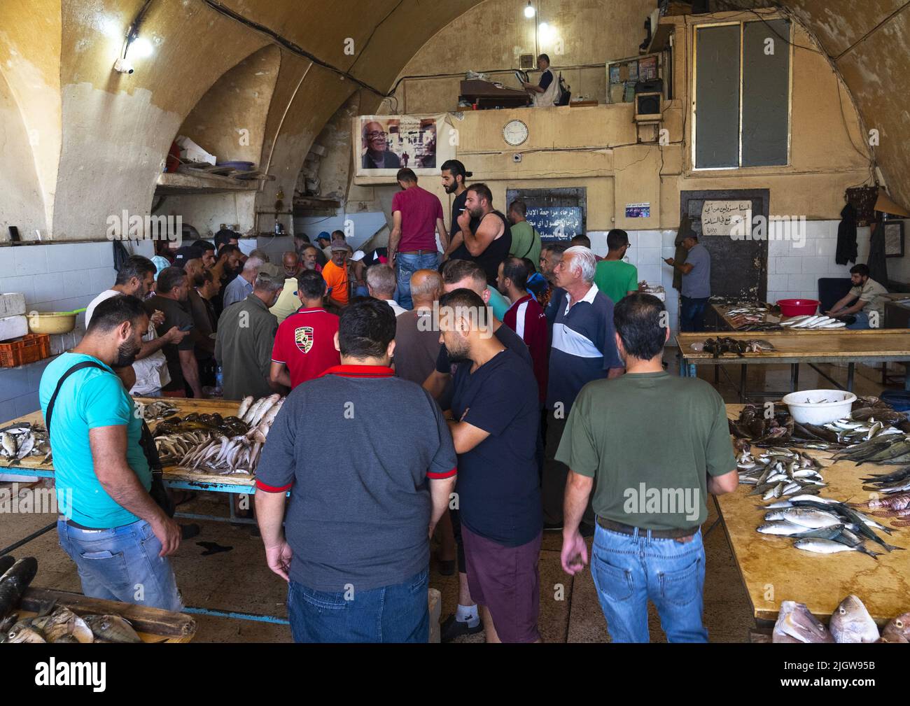 Asta nel mercato del pesce, Governatorato del Nord, Tripoli, Libano Foto Stock