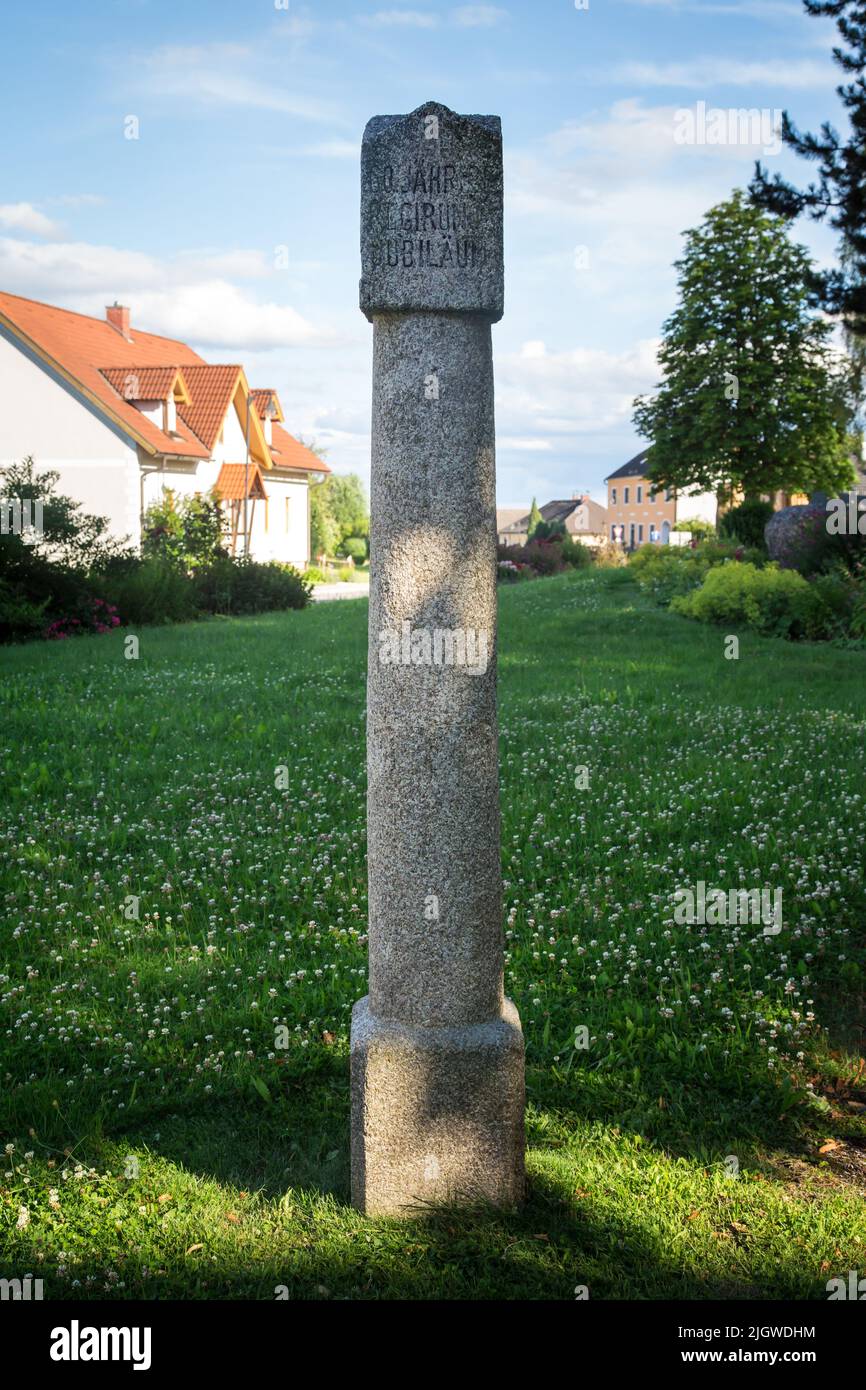Colonna storica in pietra a Großschönau, Waldviertel, Austria Foto Stock