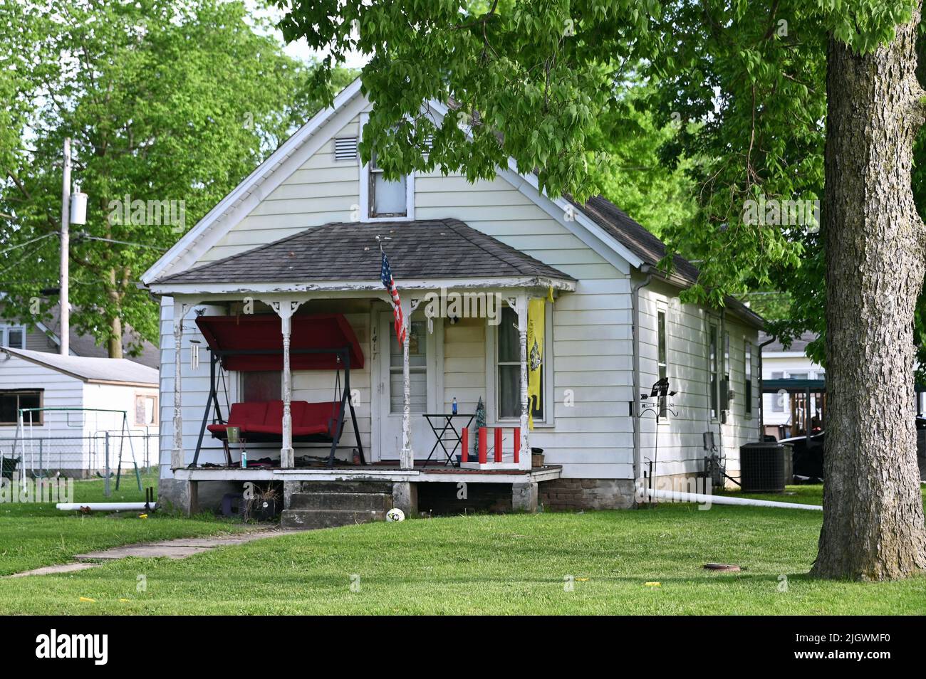Casa di legno semplice con portico, Lincoln, Illinois, Stati Uniti d'America Foto Stock