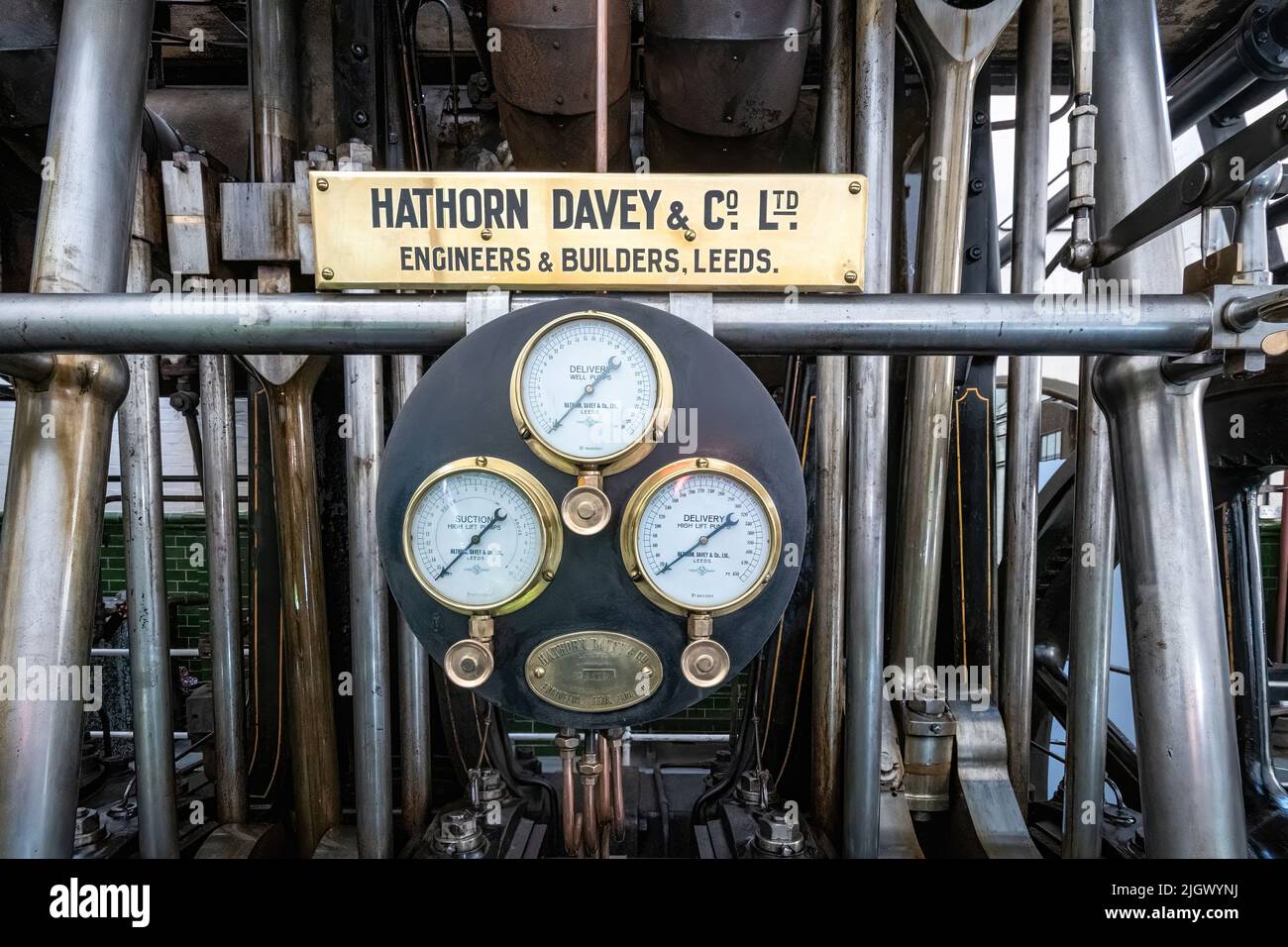 Motore a vapore Hathorn Davey presso Twyford Waterworks, una stazione di pompaggio e depurazione dell'acqua edoardiana nell'Hampshire, Inghilterra, Regno Unito. Attrazione turistica Foto Stock