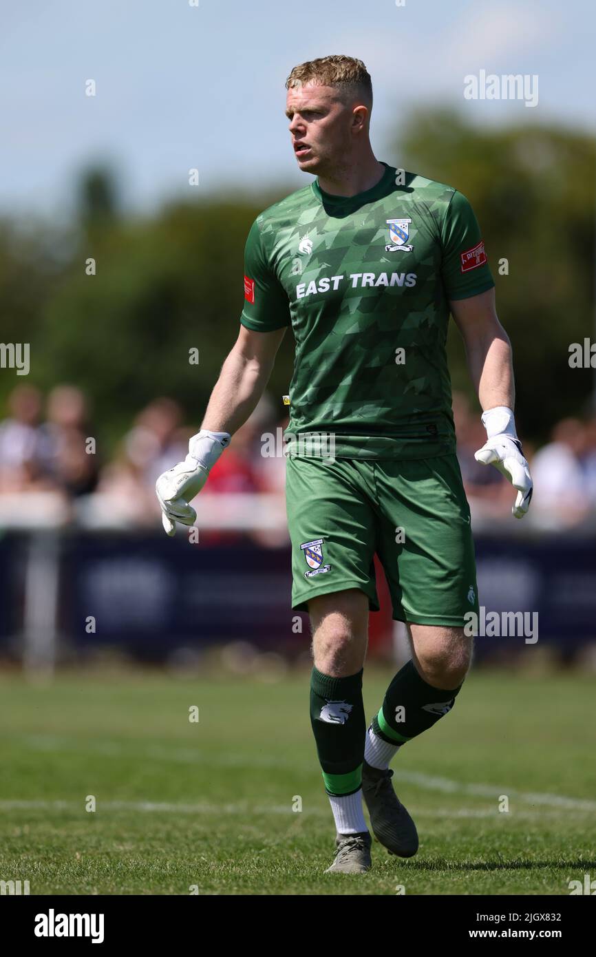 Grimsby, Inghilterra, 9th luglio 2022. Tom Jackson di Cleethorpes Town durante la partita di prima stagione al Linden Club di Grimsby. Il credito d'immagine dovrebbe essere: Jonathan Moscrop / Sportimage Foto Stock