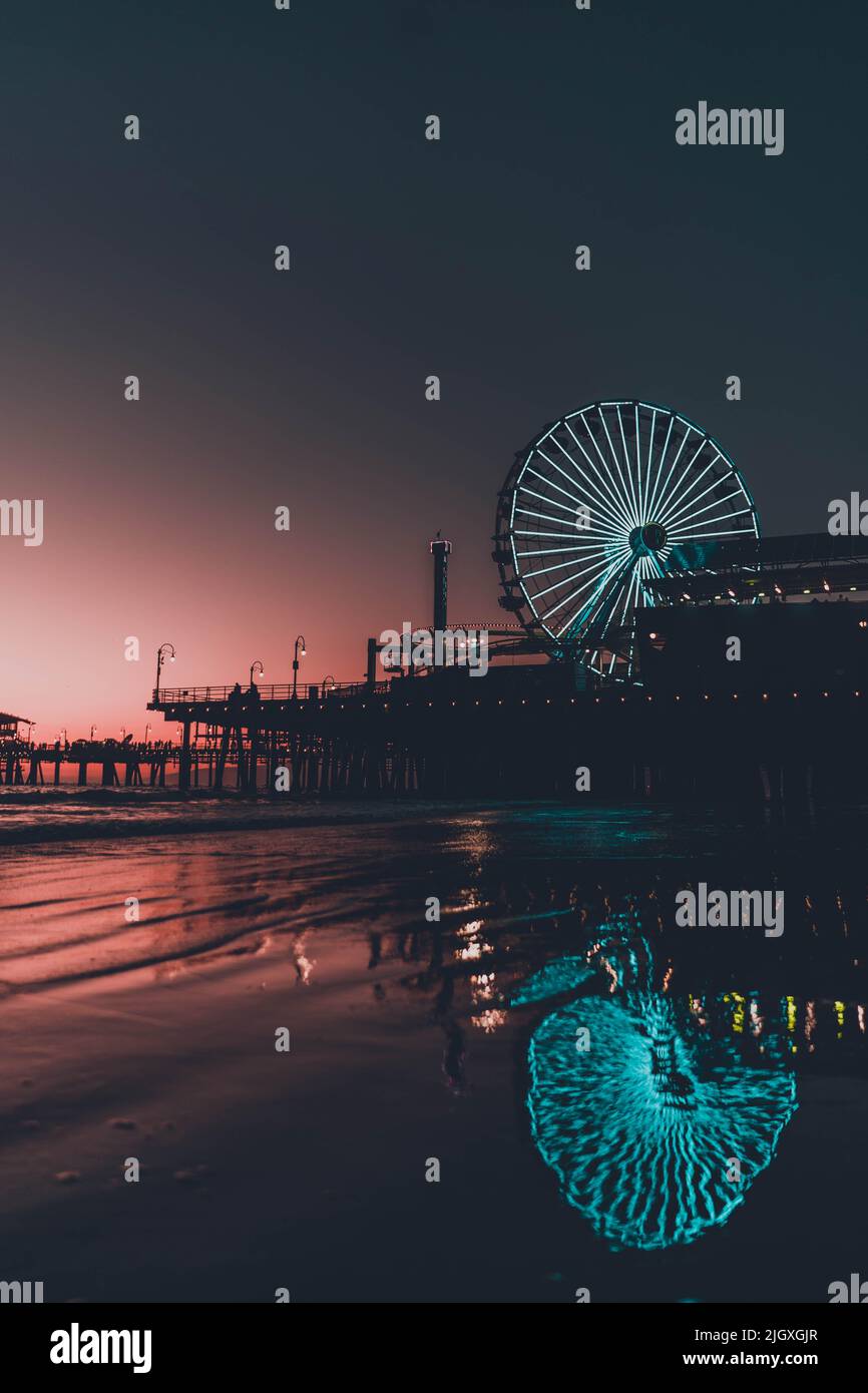 Bellissimo tramonto catturato a Santa Monica, California Foto Stock