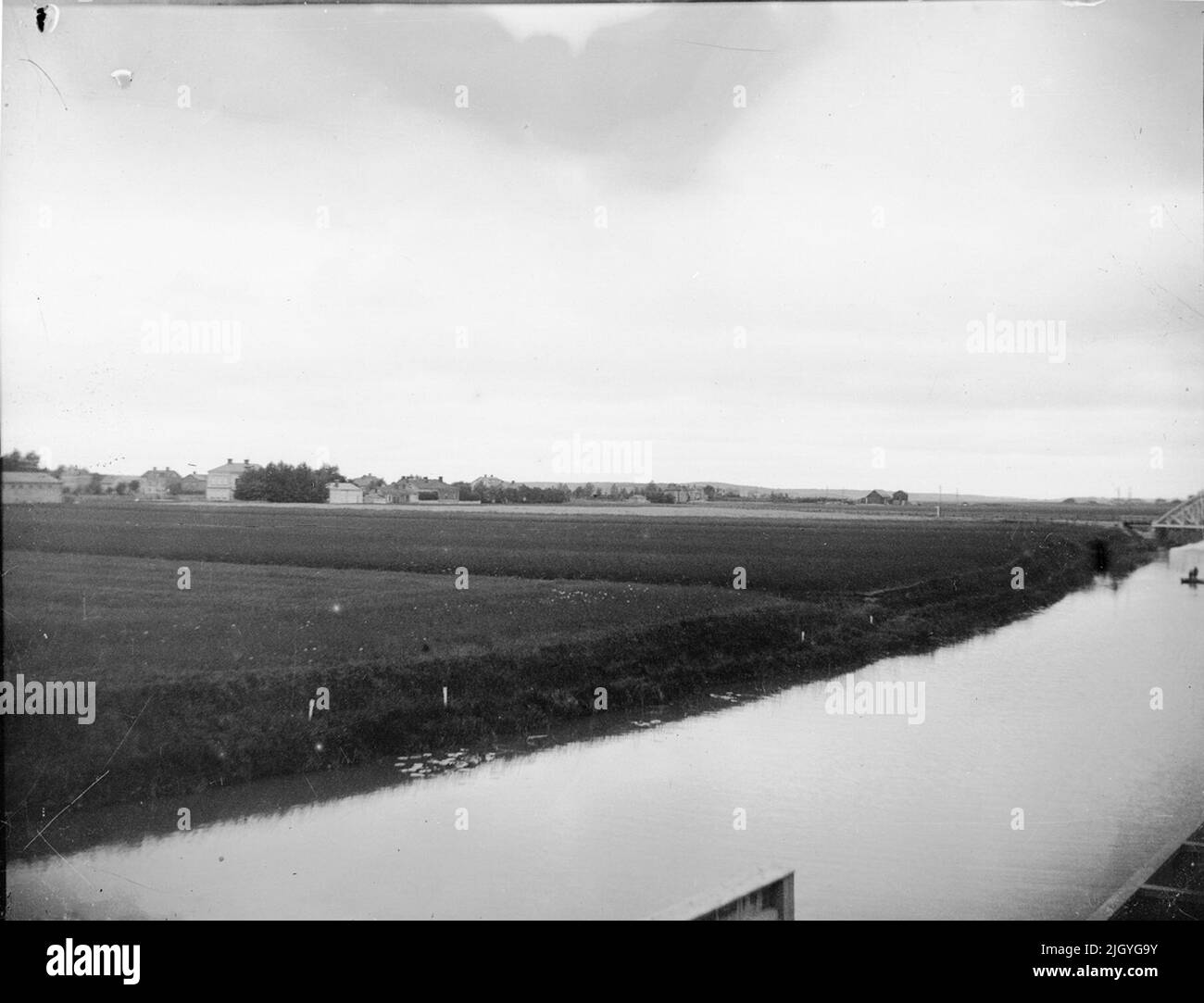 Vista di Fyrisån e Luthagen, Uppsala 1900 - 1901. Vista da Trampolin nel bagno freddo casa, il quartiere Heimdal, Svartbäcken, Uppsala. Evento storico, nome relativo a Objek: Kallbadhuset, evento storico, luogo relativo a oggetto: Null Foto Stock