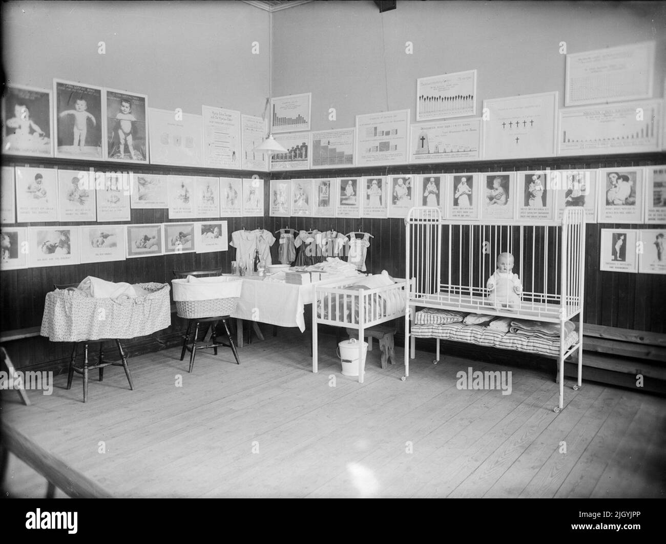 Scuola per l'educazione all'infanzia, parrocchia di Hökhuvuds, Uppland. Scuola per l'educazione all'infanzia, parrocchia di Hökhuvuds, Uppland Foto Stock