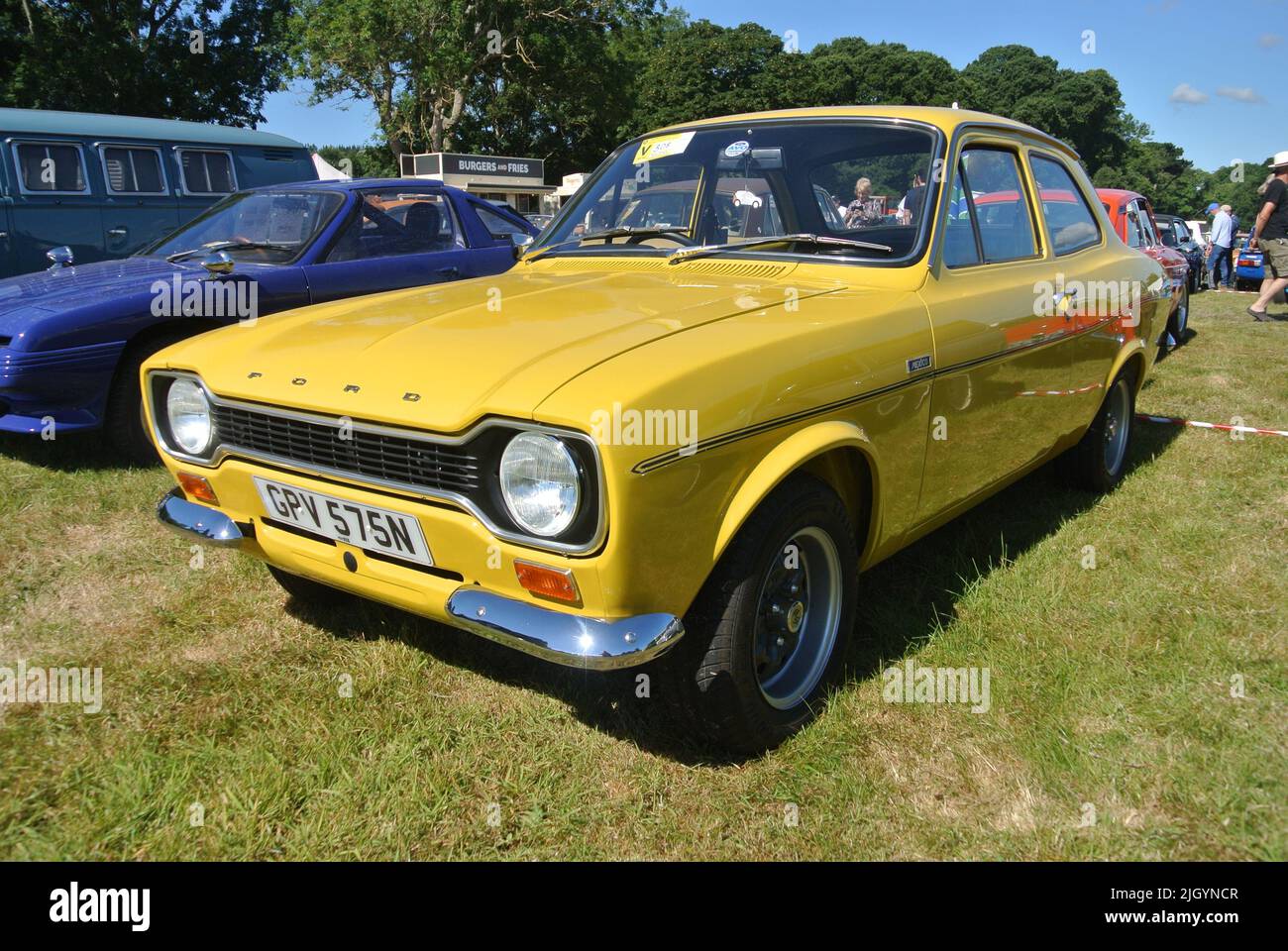 A 1973 Ford Escort Mk1 Messico parcheggiato in mostra al 47th veicolo storico che raccoglie auto classico mostra, Powderham, Devon, Inghilterra, Regno Unito. Foto Stock