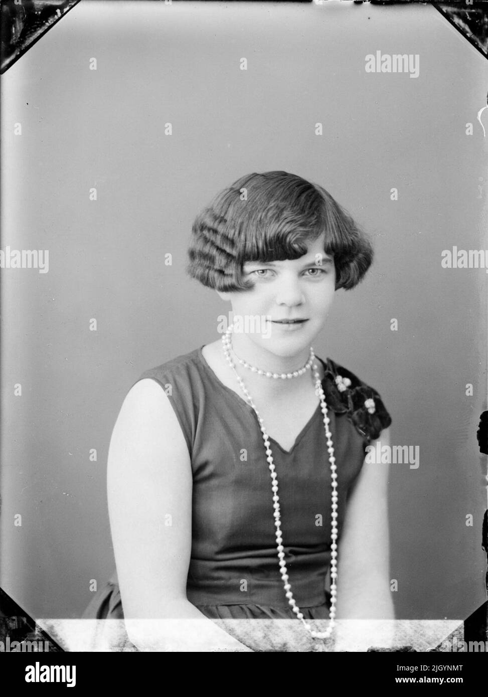 Giovane donna, Östhammar, Uppland. Evento storico, nome legato a Objek: Boström, Margit Foto Stock