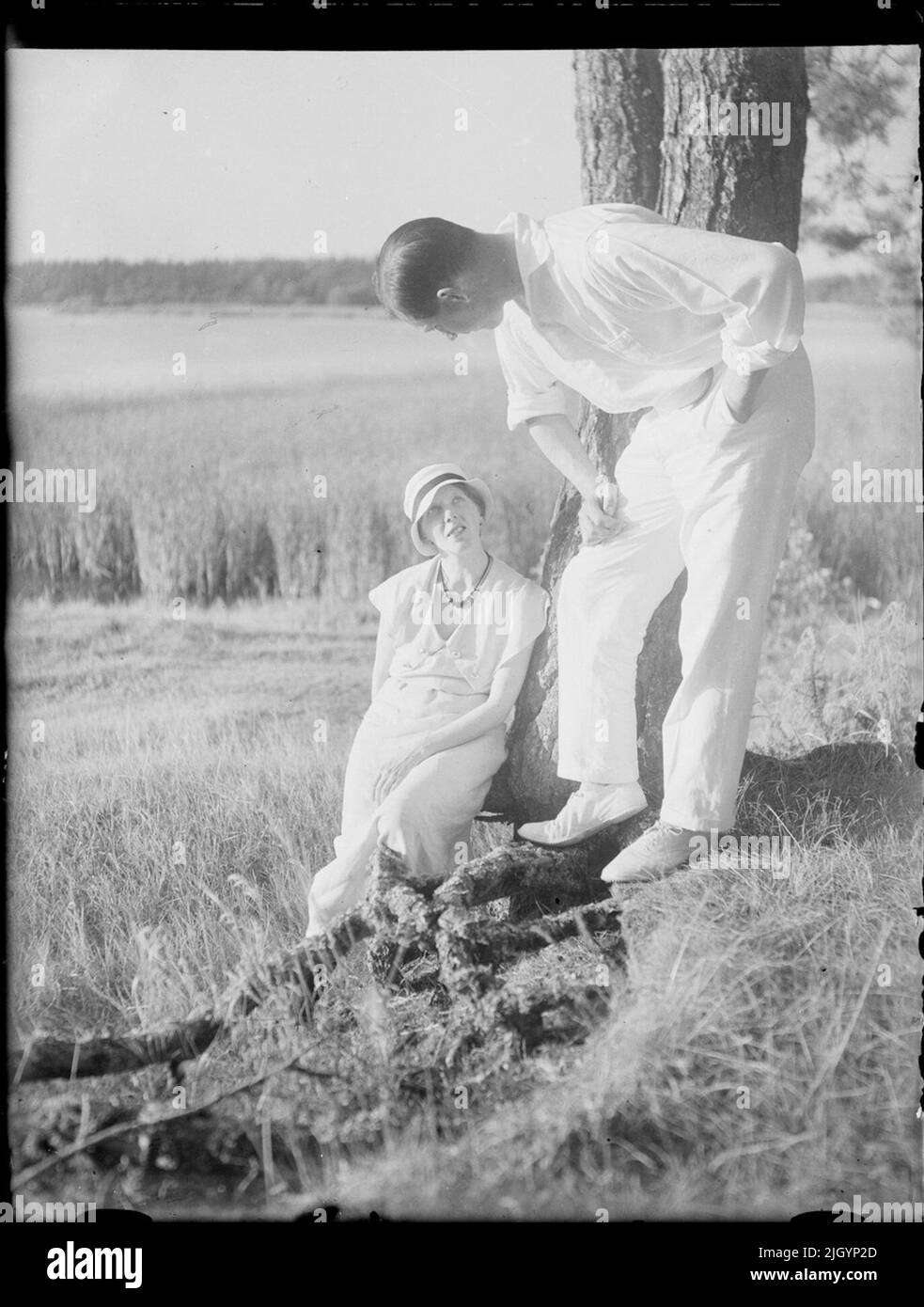 Donna e uomo in natura, Svezia. Donna e uomo in natura, Svezia Foto Stock
