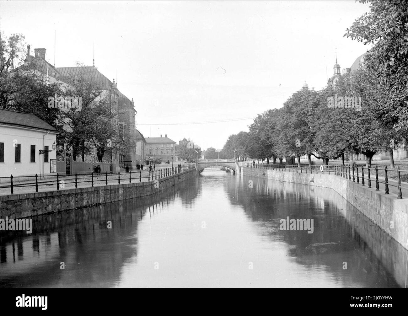 Fyrisån, Nybron e Västra Ågatan, Uppsala. Fyrisån, Nybron e Västra Ågatan, Uppsala Foto Stock