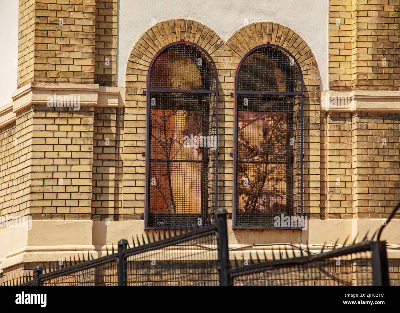 L'edificio della sinagoga a Nitra, repubblica slovacca, Europa centrale. La sinagoga fu costruita nel 1908-1911 per la comunità ebrea Neolog. Foto Stock