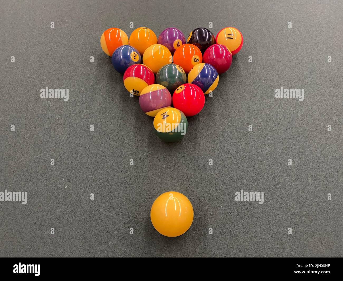 Vassoio Per Palline Da Biliardo - Contiene 16 Palline | Nero, Resistente | Per Sala Giochi O Casa