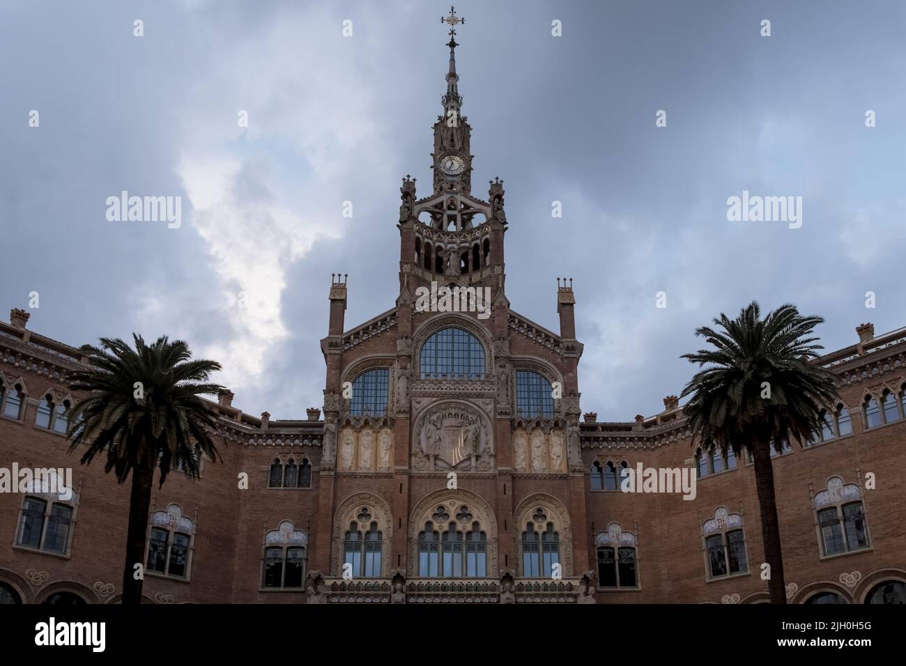 Vista dell'Hospital de Sant Pau nel quartiere di El Guinardó, a Barcellona Foto Stock
