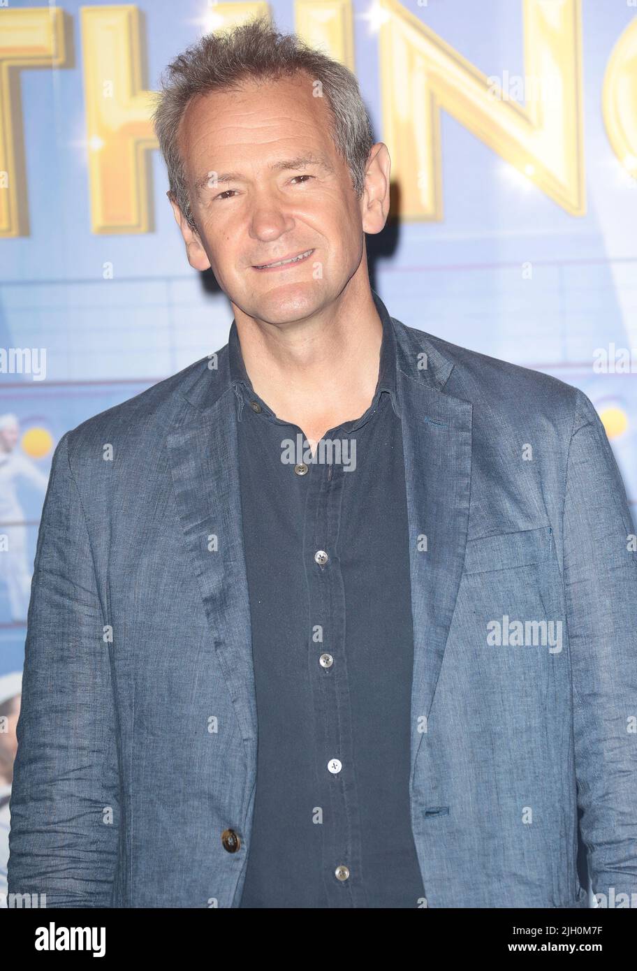 13 luglio 2022 - Londra, Inghilterra, Regno Unito - Alexander Armstrong che partecipa a qualche cosa va la notte della stampa, Teatro Barbican Foto Stock