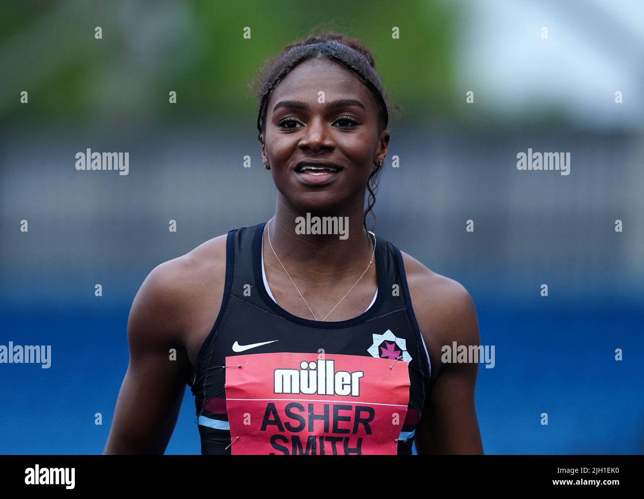 Foto del file datata 24-06-2022 di Dina Asher-Smith, affronta una battaglia per mantenere il titolo che ha vinto a Doha con Shericka Jackson in Giamaica in forma, mentre migliorare l'argento del 100m da tre anni fa sarà anche un ordine alto. I Campionati del mondo iniziano ad Eugene venerdì con la pista della Gran Bretagna e le stelle del campo che puntano a fare il loro segno sul palcoscenico globale. Data di emissione: Giovedì 14 luglio 2022. Foto Stock