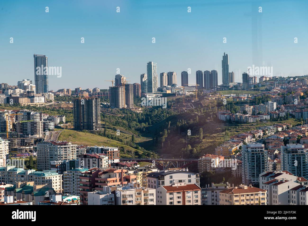 Splendida vista panoramica di Ankara, la capitale della Turchia, al tramonto Foto Stock