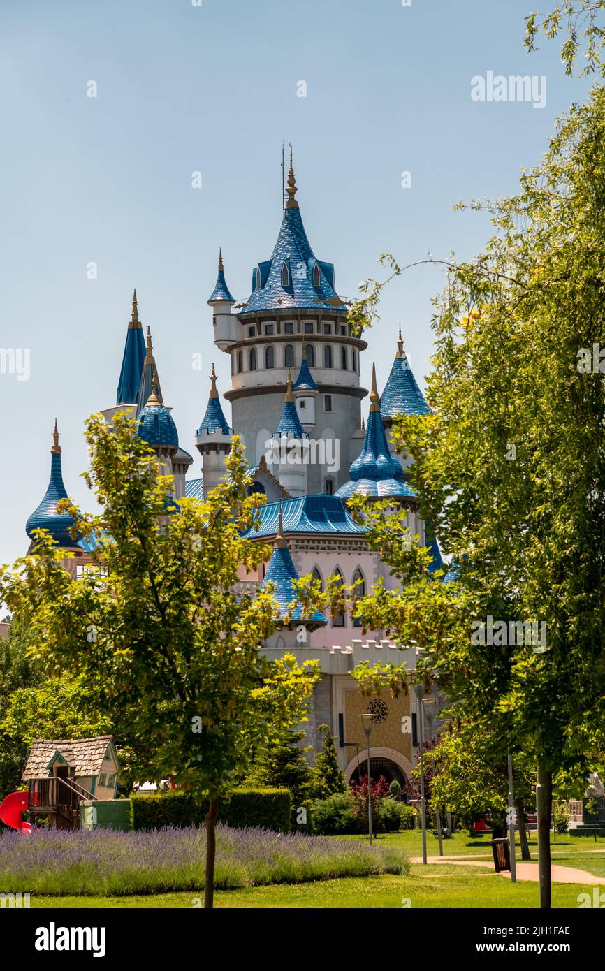 Parco Sazova a Eskisehir, Turchia. (Science, Art and Culture Park) Castello di Fairy tale Foto Stock