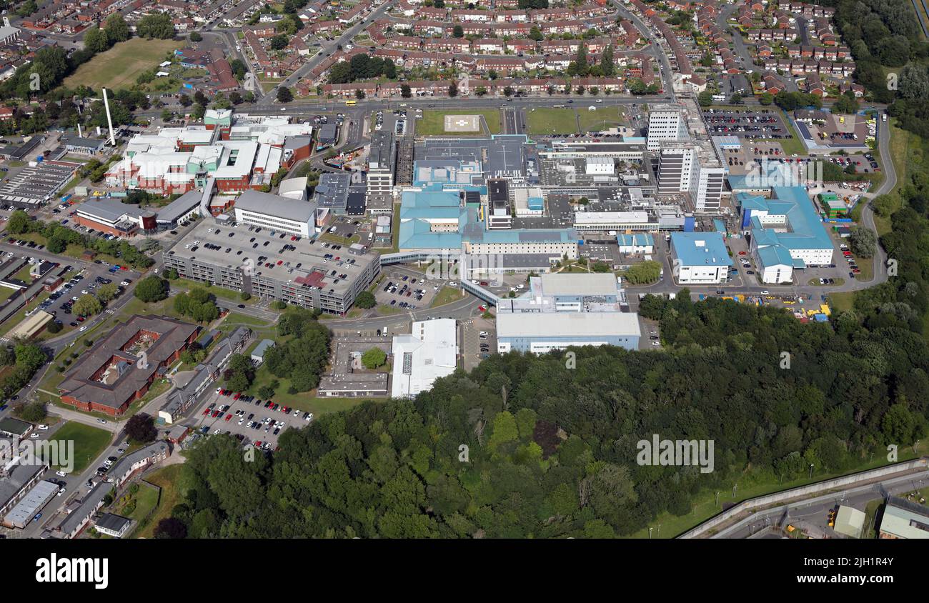 Vista aerea dell'Aintree University Hospital, Liverpool, Merseyside Foto Stock