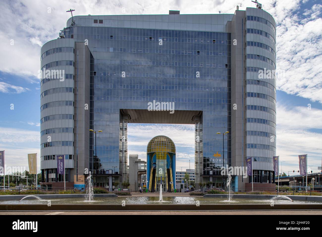 Il Crown Business Centre si trova vicino all'autostrada A 12 a Zoetermeer, Paesi Bassi Foto Stock