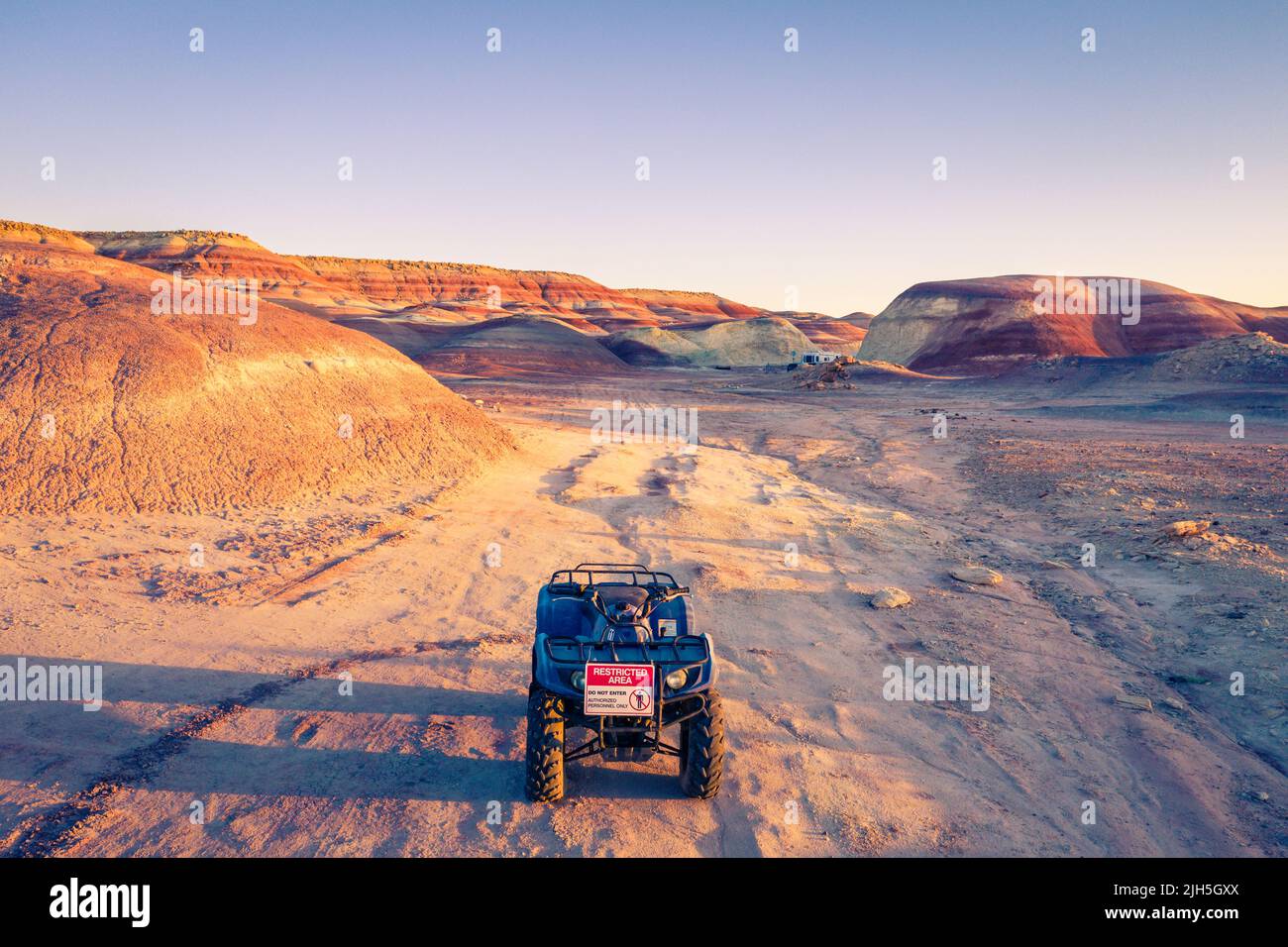 Auto Rover senza cartello di sfiato presso la stazione di ricerca Mars. Foto Stock