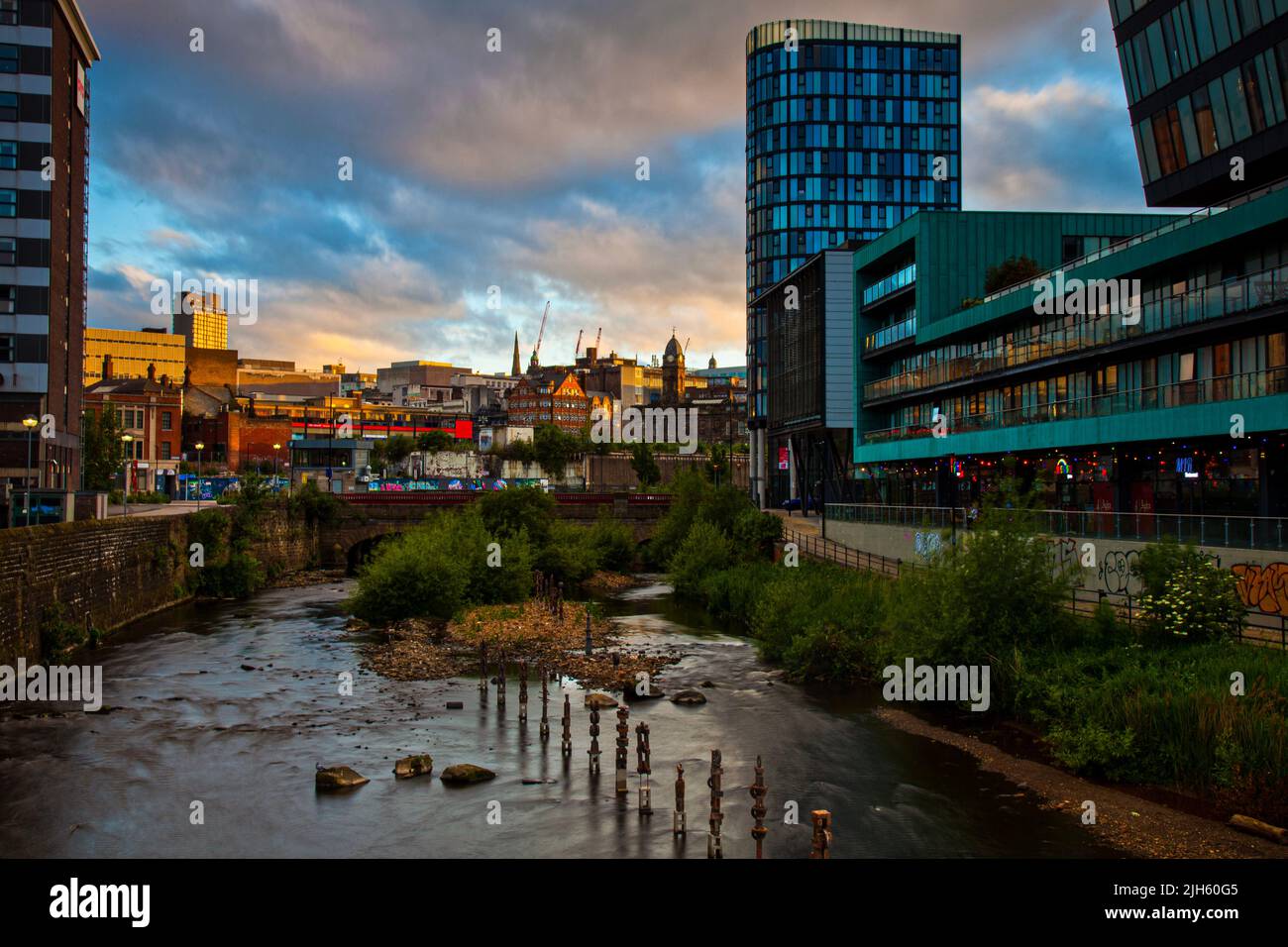 Riverside con il fiume Don, Sheffield Foto Stock