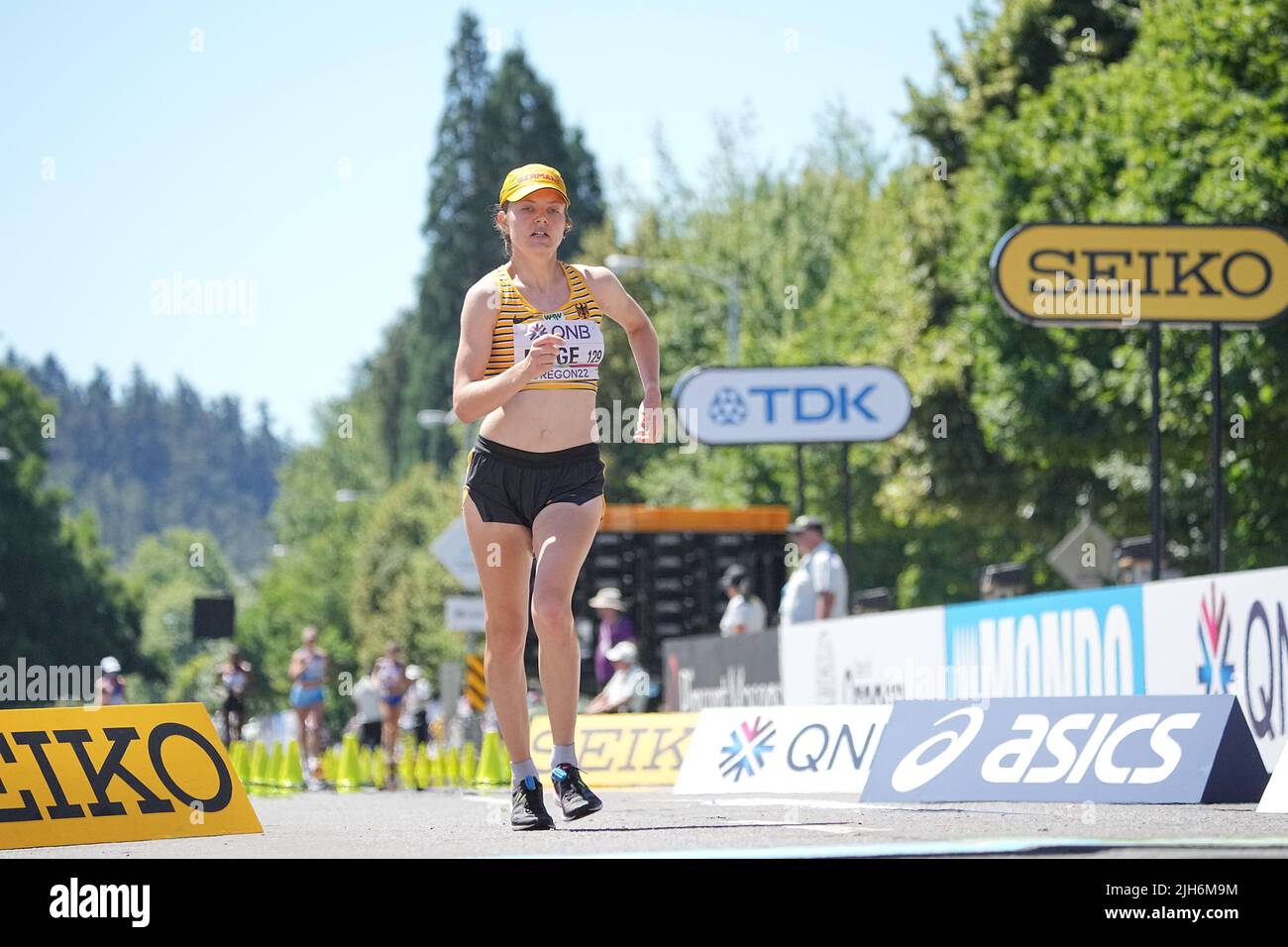 Eugene, Stati Uniti. 15th luglio 2022. Atletica: Campionato del mondo: Saskia Feige (SC DHfK Leipzig) 20 chilometri a piedi. Credit: Michael Kappeler/dpa/Alamy Live News Foto Stock