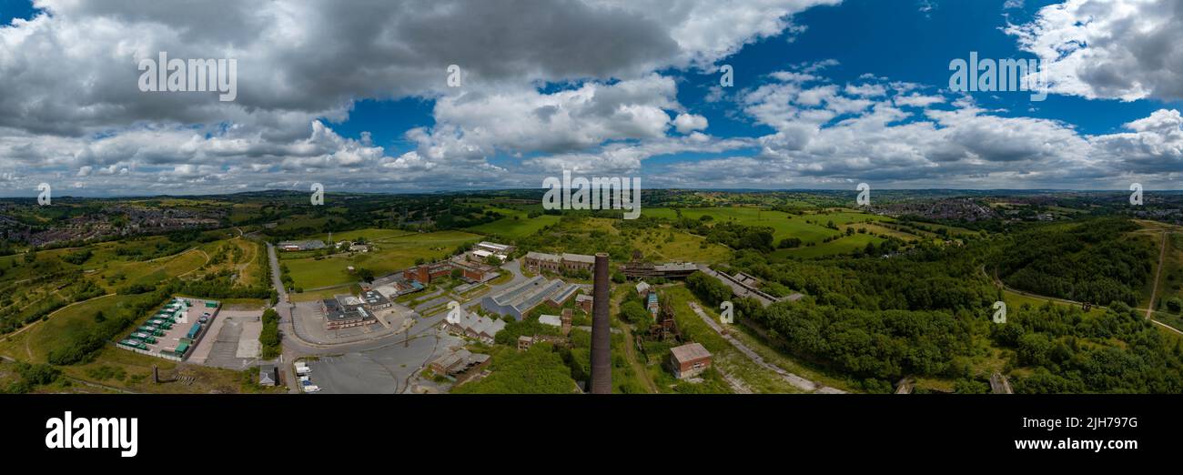Chatterley Whitfield abbandonò la cava dismessa ex miniera e museo Stoke on Trent Staffordshire Drone fotografia aerea Foto Stock