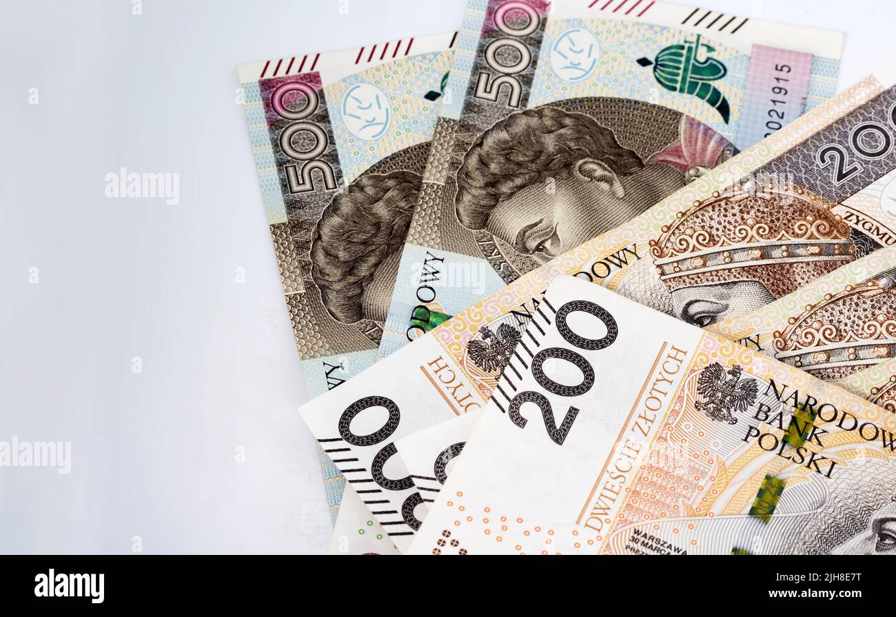 Banconote polacche di grosso taglio, 200 e 500 zlotys. Denaro in valuta polacca. Foto Stock