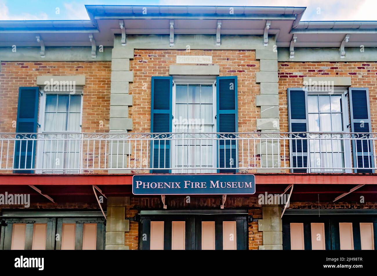 Il Phoenix Fire Museum è illustrato, 10 luglio 2022, a Mobile, Alabama. La casa dei fuochi d'artificio è stata costruita nel 1855 per Phoenix Volunteer Fire Company No. 6. Foto Stock