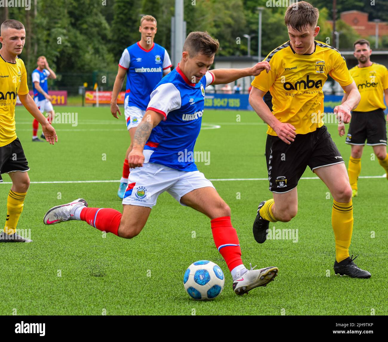 Jordan Stewart in azione - H&W Welders Vs Linfield - Pre-season friendly 16/07/22 Foto Stock