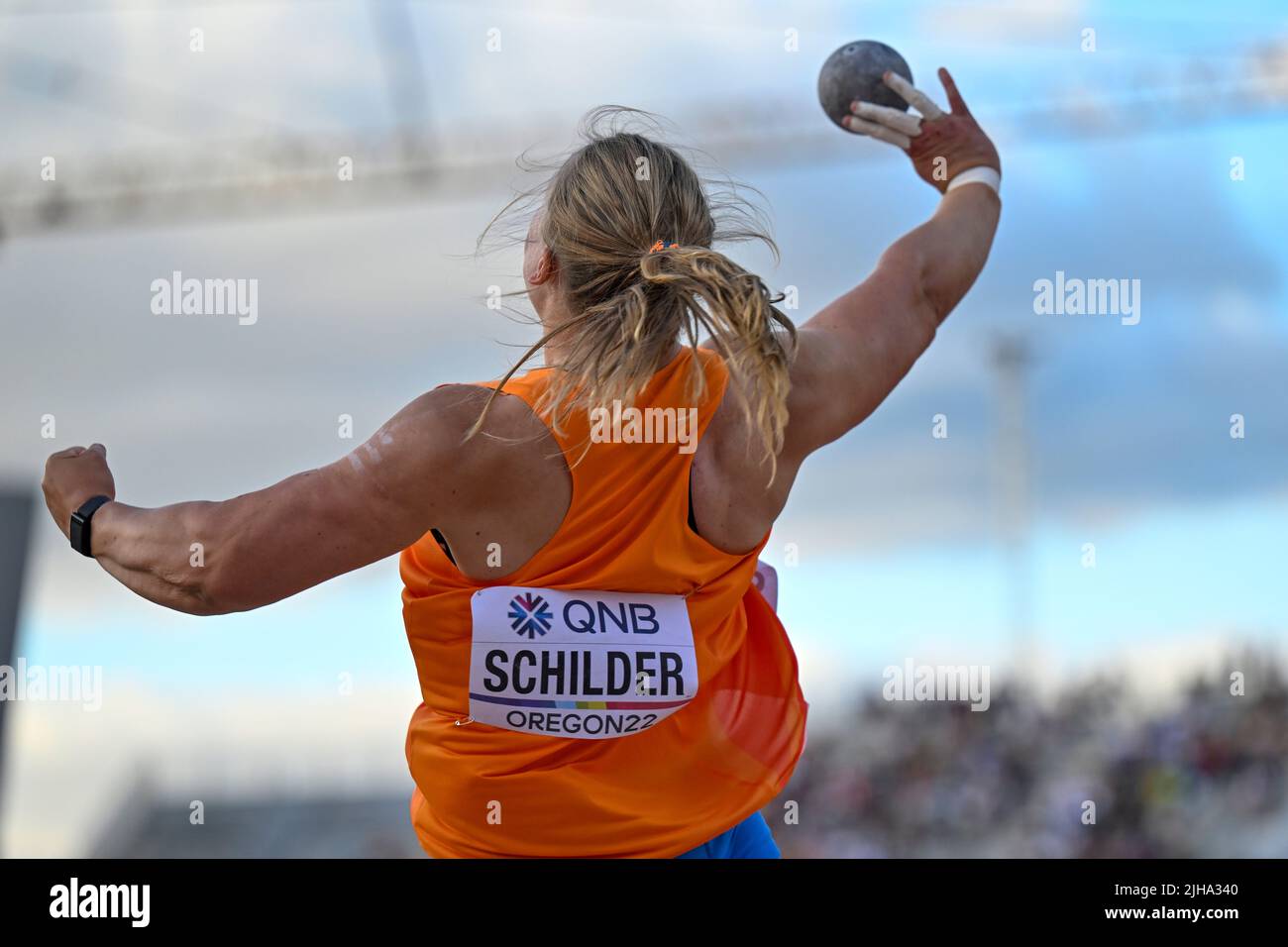 EUGENE, STATI UNITI - LUGLIO 16: Jessica Schilder dei Paesi Bassi che gareggia su Women's Shot Put durante i Campionati mondiali di atletica il 16 luglio 2022 a Eugene, Stati Uniti (Foto di Andy Astfalck/BSR Agency) Atletiekunie Foto Stock