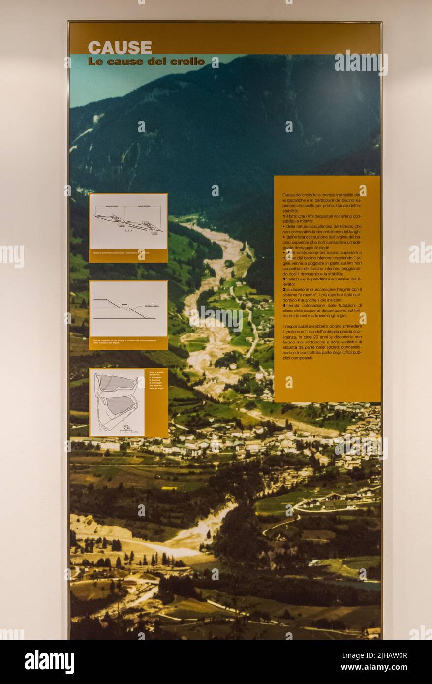 Centro informazioni e percorso memoria in memoria del disastro della Valle di Stava 19 luglio 1985. Tesero, provincia di Trento - Trentino Alto Adige - Italia Foto Stock