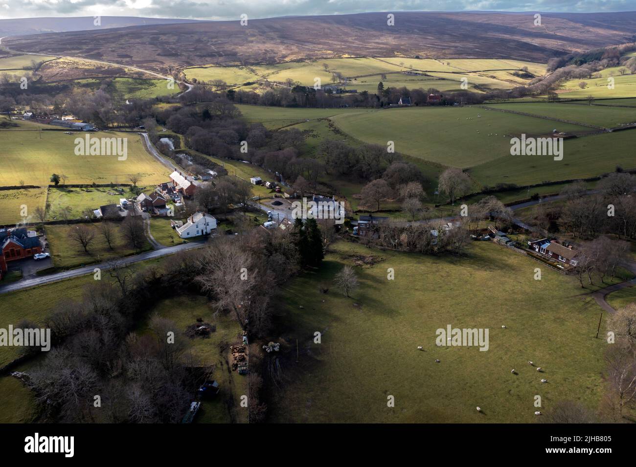 Commondale Village, North York Moors from the Air, North Yorkshire Foto Stock