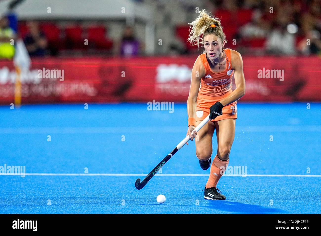 TERRASSA, SPAGNA - LUGLIO 17: Laura Nunnink dei Paesi Bassi durante la partita finale della Coppa del mondo delle Donne FIH di Hockey 2022 tra Paesi Bassi e Argentina all'Estadi Olímpic de Terrassa il 17 Luglio 2022 a Terrassa, Spagna (Foto di Patrick Goosen/Orange Pictures) Foto Stock
