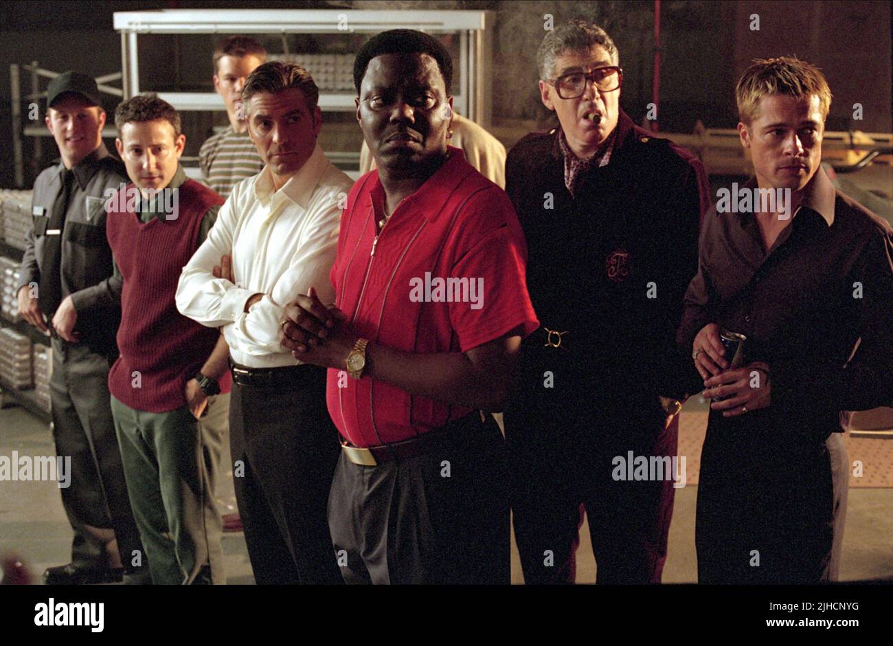 SCOTT CAAN, EDDIE JEMISON, matt damon, George Clooney, BERNIE MAC, Elliott Gould, Brad Pitt, Ocean's Eleven, 2001 Foto Stock