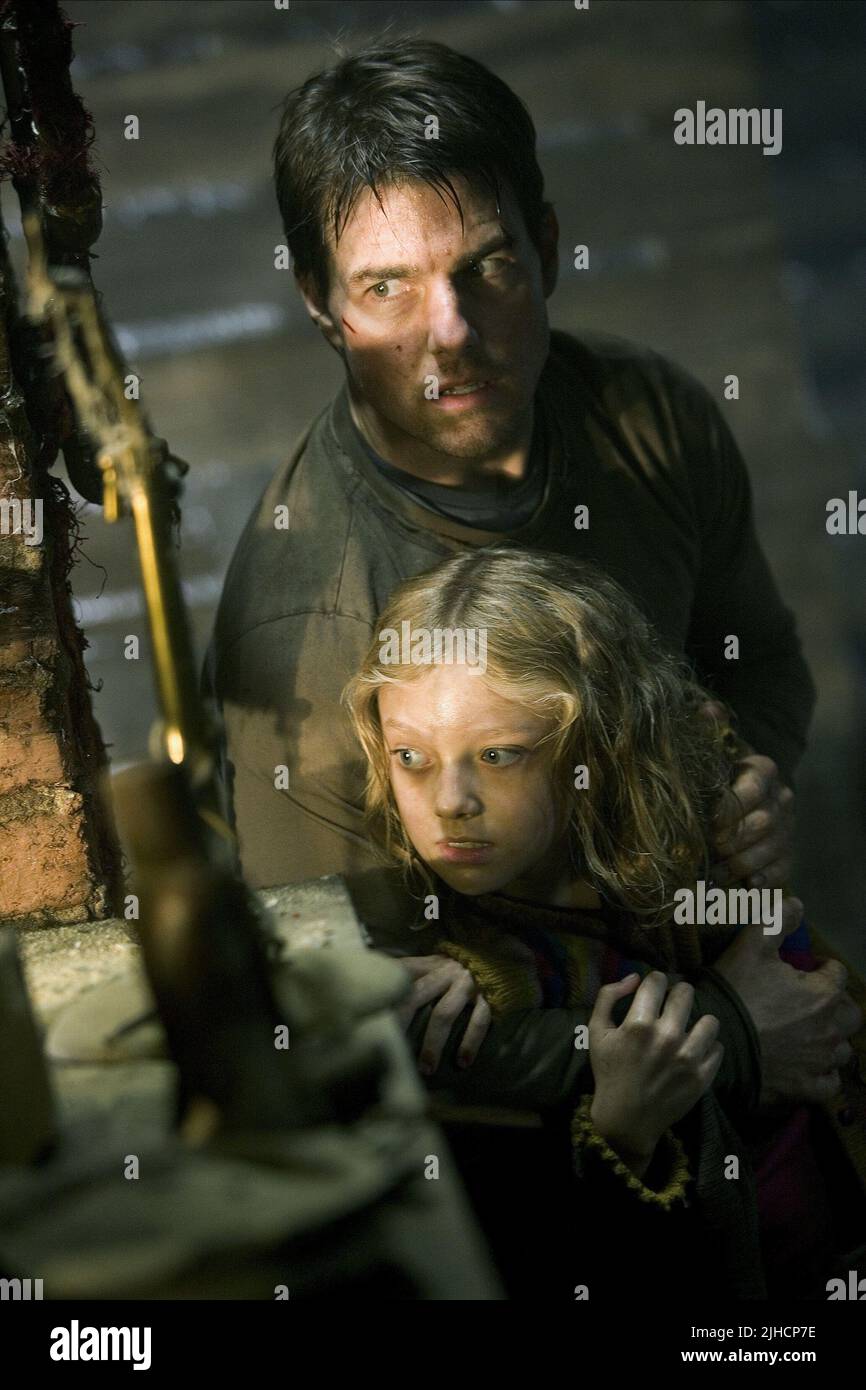 TOM CRUISE, Dakota Fanning, LA GUERRA DEI MONDI, 2005 Foto Stock