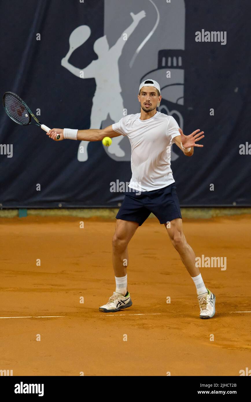 Verona, Italia. 17th luglio 2022. Tennis Club Scaligero - Verona, Verona, Italia, 17 luglio 2022, Pedro Cachin durante l'ATP Challenger Tour - Finals match tra Francesco Maestrelli e Pedro Cachin - Tennis Internationals Credit: Live Media Publishing Group/Alamy Live News Foto Stock