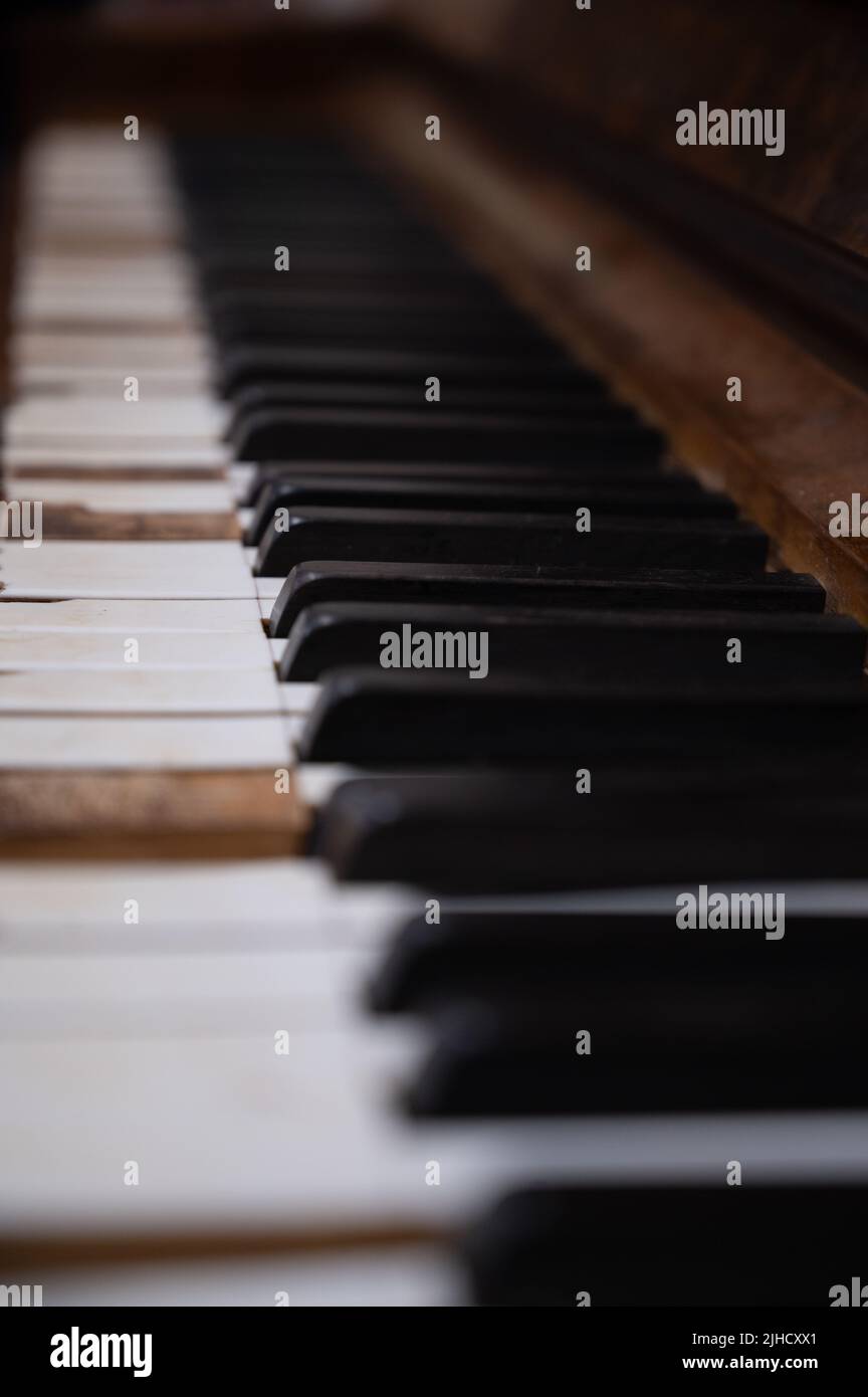 piano rotto Foto Stock