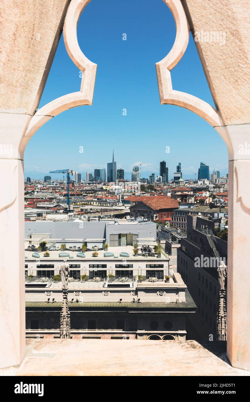Vista di Milano dal Duomo Foto Stock