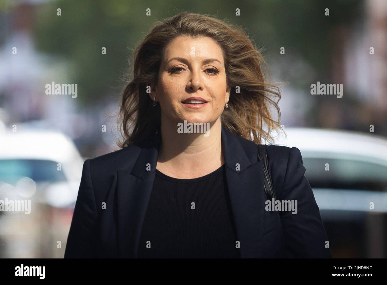 Londra, Regno Unito. 17th luglio 2022. Penny Mordaunt arriva per la "mattina del giorno" di Sophie Raworth alla BBC Broadcasting House di Londra. Credit: SOPA Images Limited/Alamy Live News Foto Stock