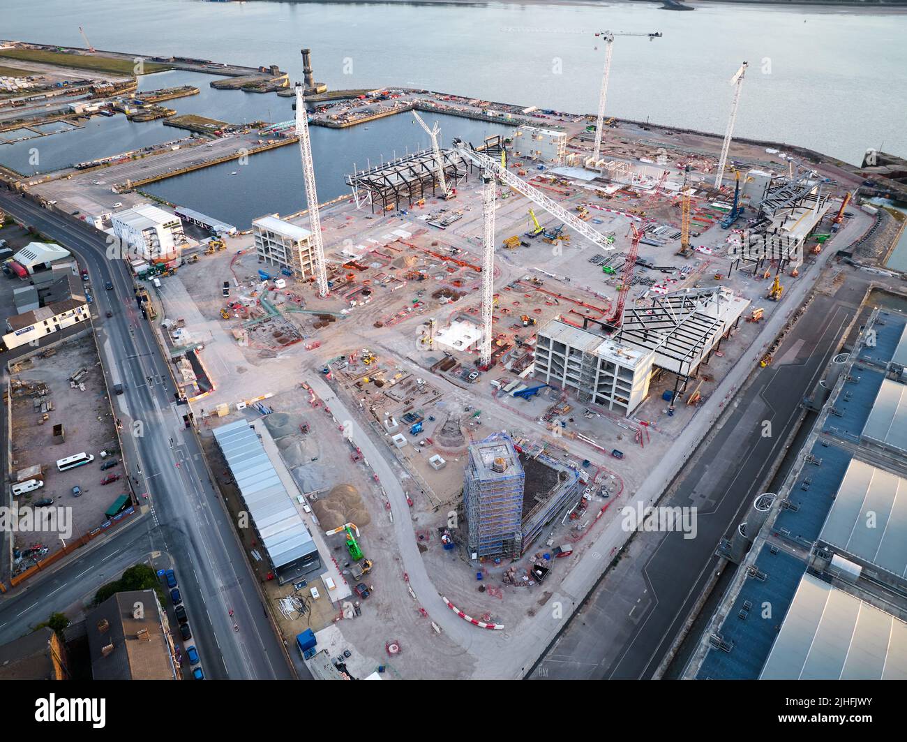 Una veduta aerea generale del molo di Bramley-Moore durante la costruzione di un nuovo stadio per l'Everton FC Foto Stock