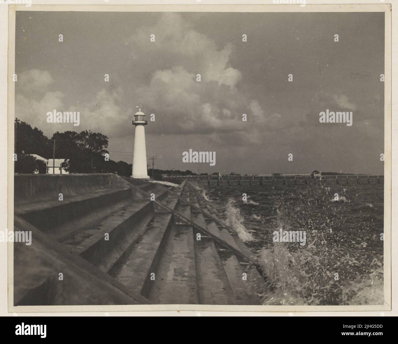 Mississippi - Biloxi. Faro di Biloxi, Mississippi. Stazione di ripresa circa 150 piedi Ovest. Fotografo e data preso sconosciuto. Foto Stock