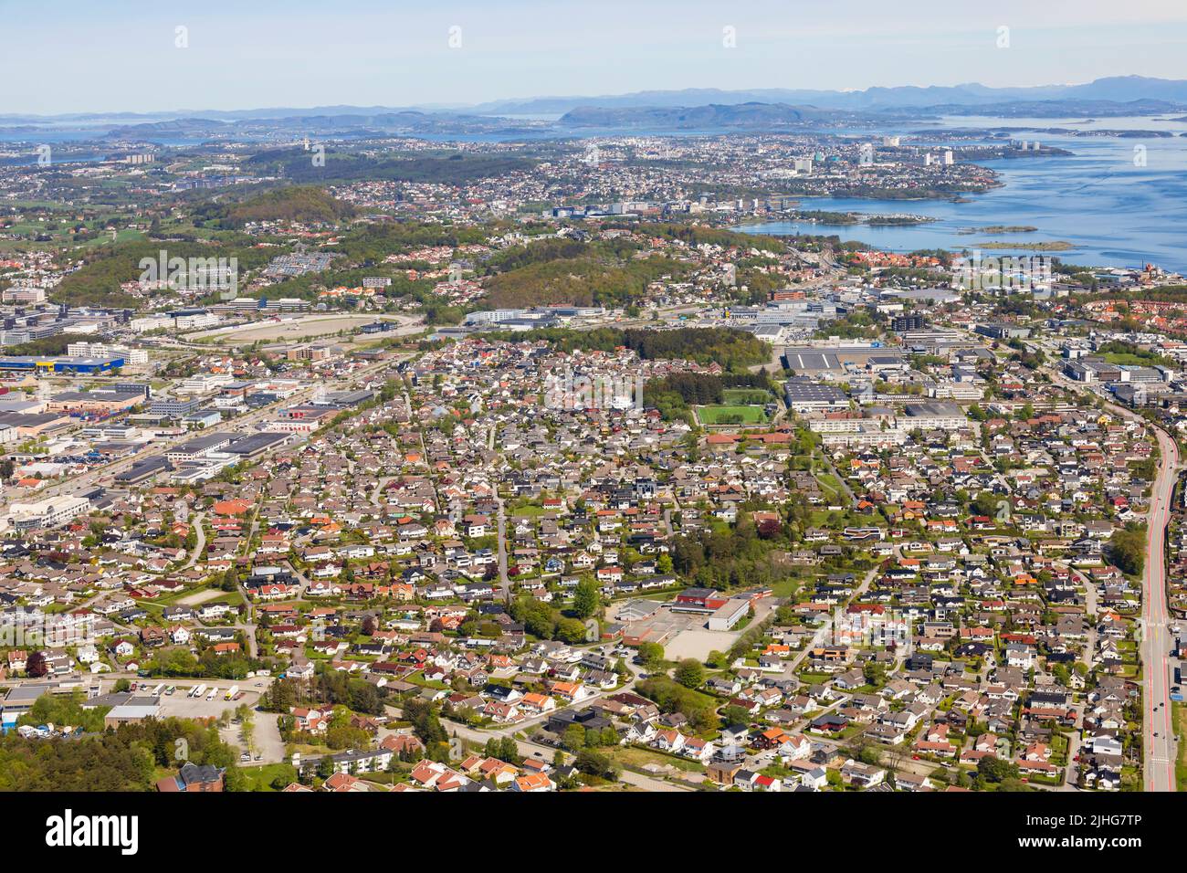 Vista aerea di Stavanger da un elicottero. Stavanger, Norvegia Foto Stock