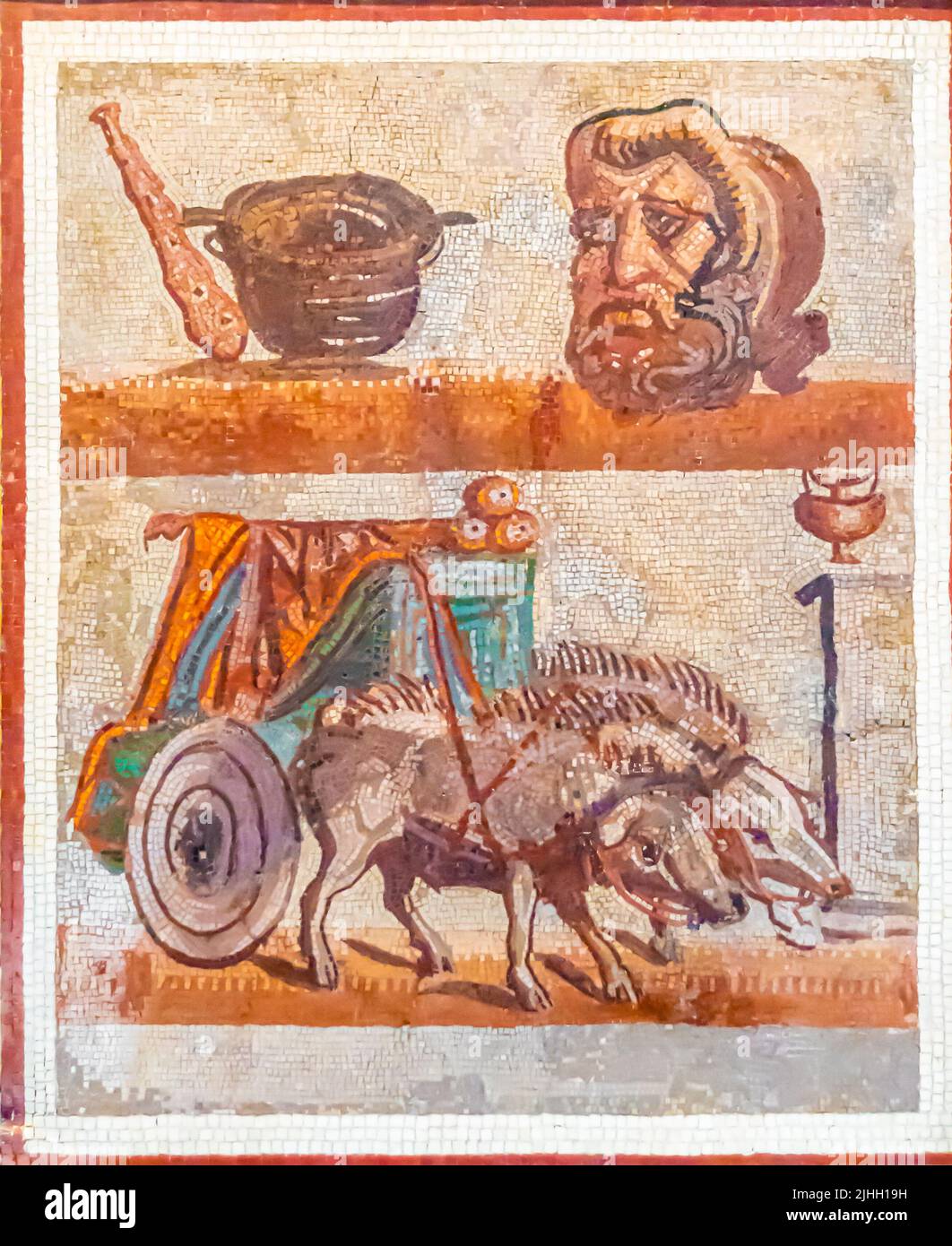 Mosaico con atributi di Eracle - fine 1st - inizio 2nd d.C., marmo, vetro. Trovato a Roma Foto Stock