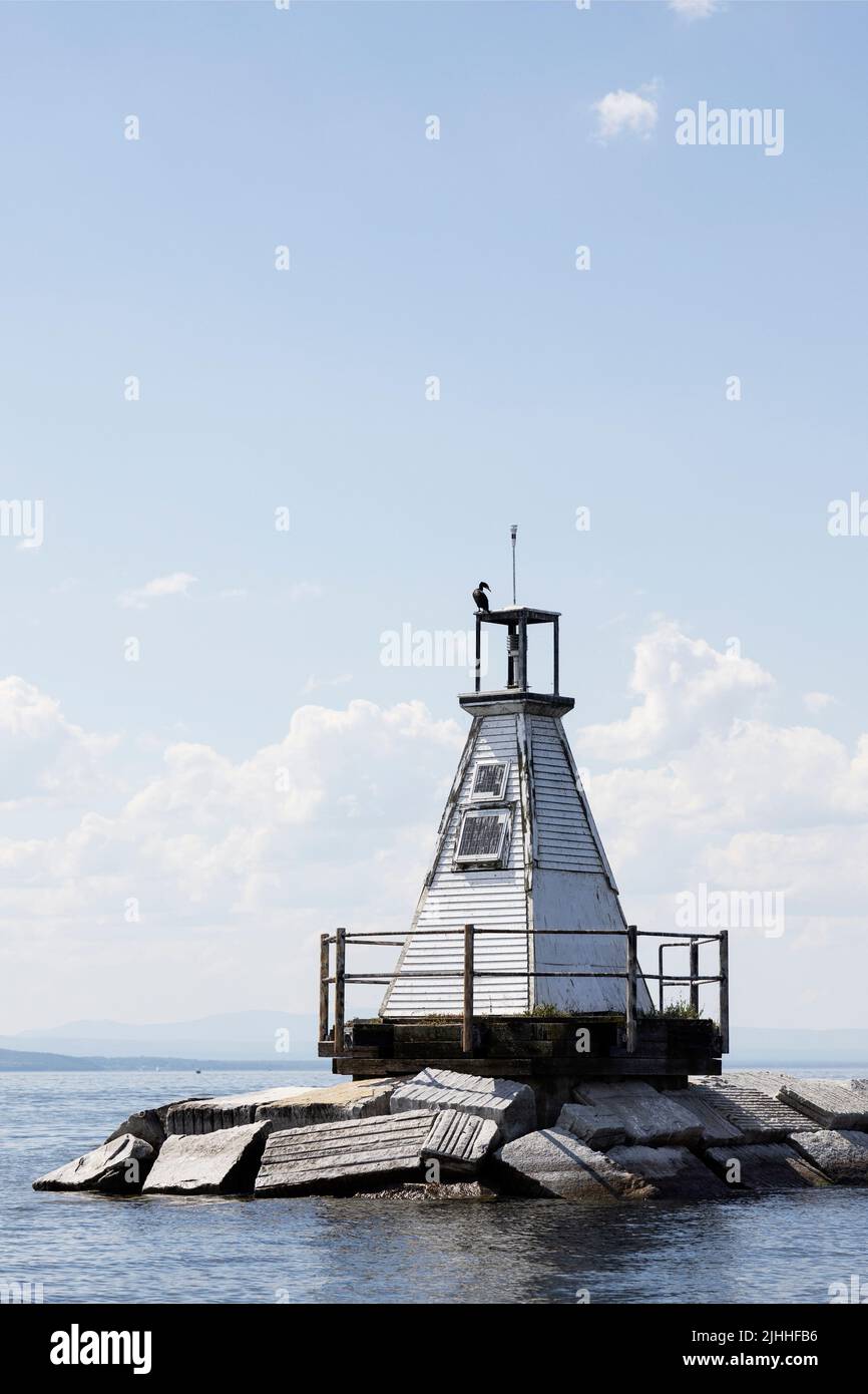 Il Burlington Breakwater South Lighthouse sul lago Champlain a Burlington, Vermont, USA. Foto Stock