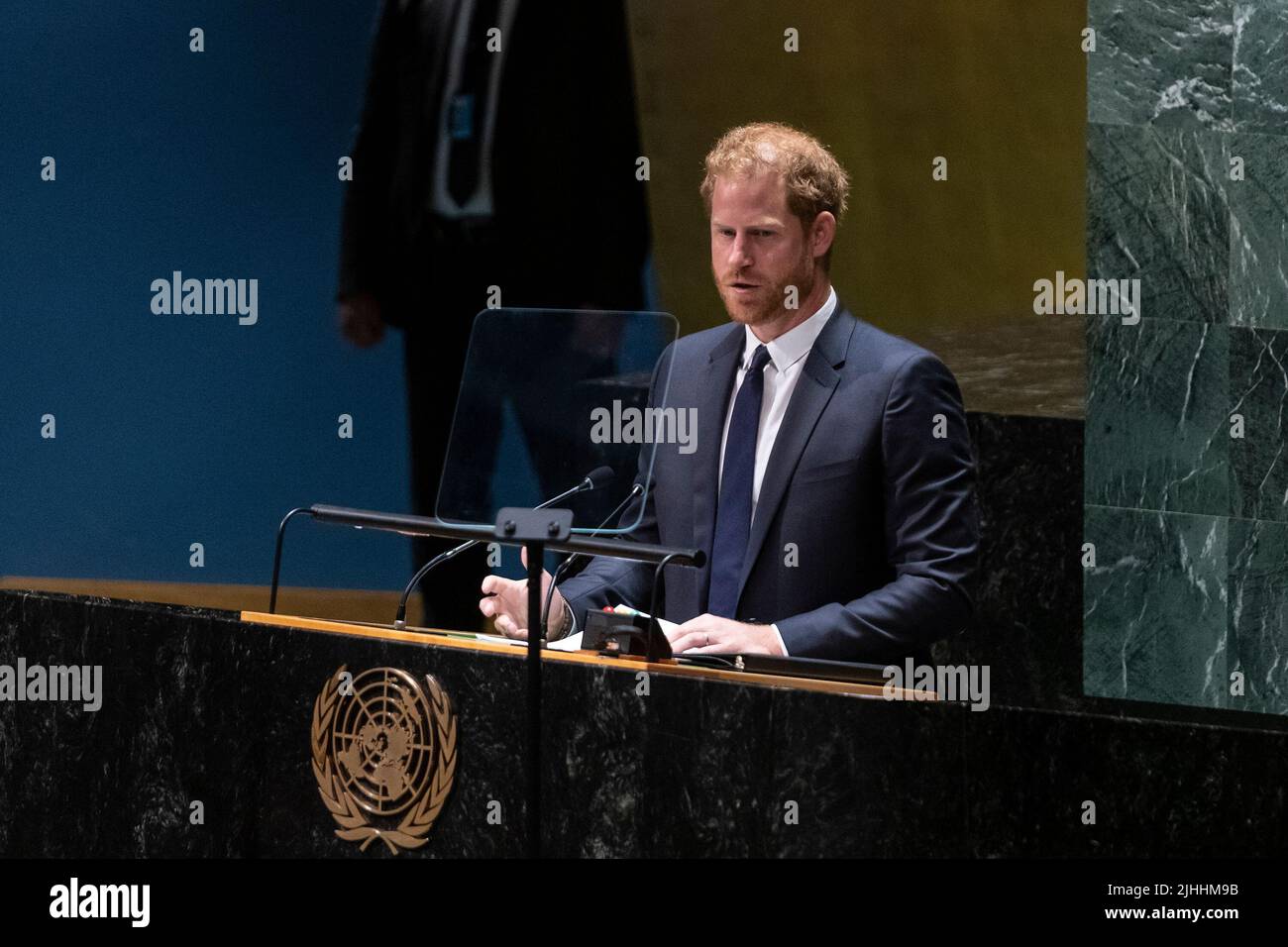 New York, New York, Stati Uniti. 18th luglio 2022. Duca del Sussex, il principe Harry consegna il discorso di apertura durante la celebrazione della Giornata Internazionale Nelson Mandela alla sede delle Nazioni Unite. Il Premio delle Nazioni Unite Nelson Mandela 2020 assegnato alla signora Marianna V. Vardinoyannis di Grecia e al Dr. Morissanda Kouyate di Guinea. (Credit Image: © Lev Radin/Pacific Press via ZUMA Press Wire) Foto Stock