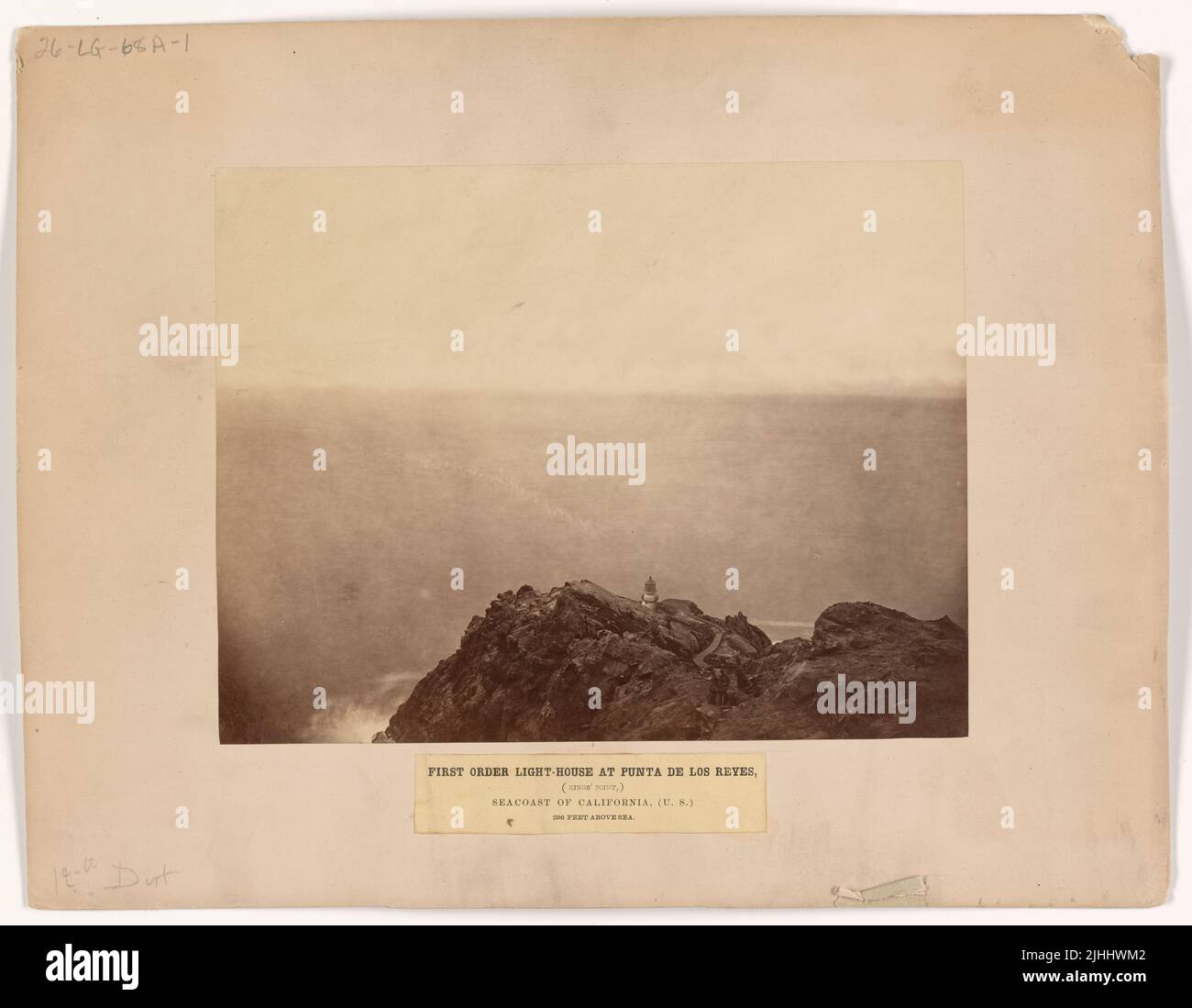 Varie - Punta de Los Reyes. Stazione faro di Punta de Los Reyes, California. Faro di primo ordine a Punta de Los Reyes (punto dei re), mare della California (Stati Uniti). 296 metri sul mare. Foto Stock